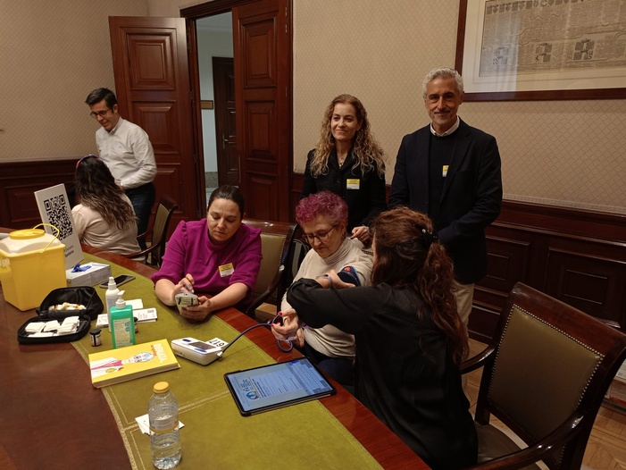 Nota de prensa DMR - Un simple análisis de sangre y orina para detectar precozmente la Enfermedad Renal Crónica podría retrasar hasta en 20 años la diálisis o el trasplante