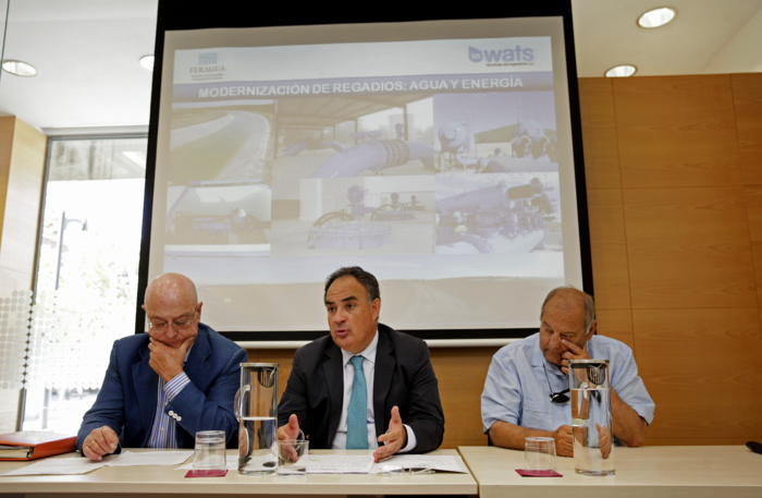 NOTA DE PRENSA//GRANADA: LA MEJORA DE LOS REGADÍOS TRADICIONALES DE LA VEGA, EL PLAN DE LA ZONA REGABLE BAZA-HUÉSCAR O EL APOYO A LA TUBERÍA COTA-400 DE LA COSTA, GRANDES RETOS DEL REGADÍO GRANADINO NOTA DE PRENSA//GRANADA: LA MEJORA DE LOS REGADÍOS TRADICIONALES DE LA VEGA, EL PLAN DE LA ZONA REGABLE BAZA-HUÉSCAR O EL APOYO A LA TUBERÍA COTA-400 DE LA COSTA, GRANDES RETOS DEL REGADÍO GRANADINO