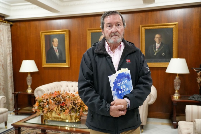 NOTA DE PRENSA: JJ BENÍTEZ: “LA MUERTE NO EXISTE, ES SIMPLEMENTE ABRIR UNA PUERTA HACIA UN LUGAR MARAVILLOSO”