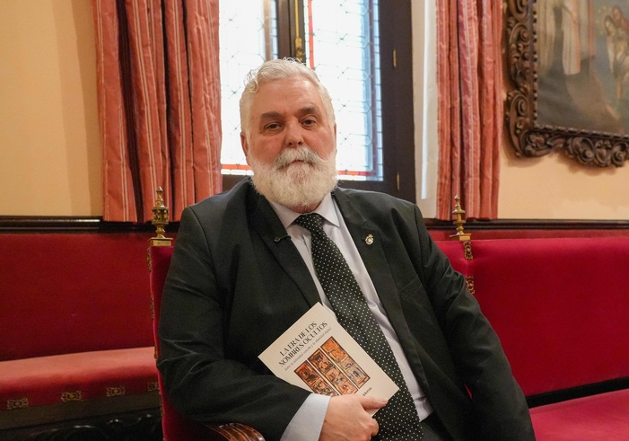 NOTA DE PRENSA: JESÚS GARCÍA CALDERÓN ALERTA SOBRE LA PÉRDIDA DE INTIMIDAD EN LA ERA DIGITAL: “LA TECNOLOGÍA HA PROVOCADO UNA ESPECIE DE SUICIDIO DE LA INTIMIDAD” NOTA DE PRENSA: JESÚS GARCÍA CALDERÓN ALERTA SOBRE LA PÉRDIDA DE INTIMIDAD EN LA ERA DIGITAL: “LA TECNOLOGÍA HA PROVOCADO UNA ESPECIE DE SUICIDIO DE LA INTIMIDAD”