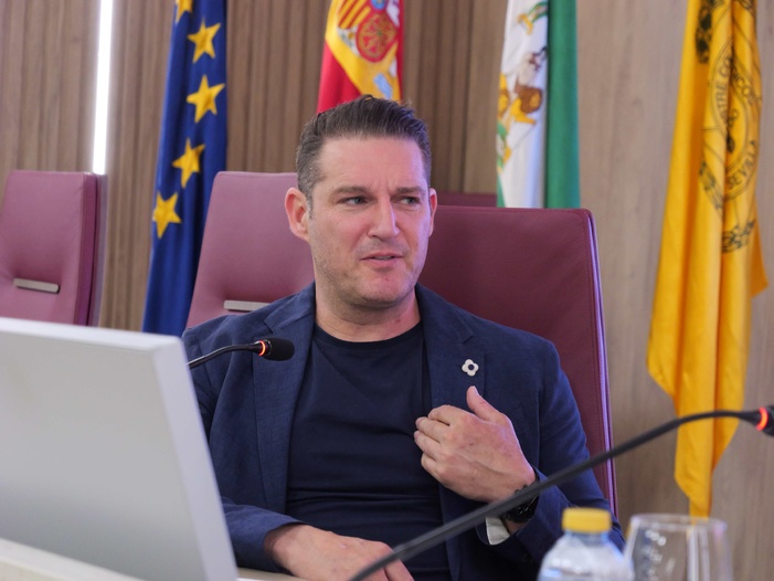 NOTA DE PRENSA: EL CONSEJO ANDALUZ DE COLEGIOS DE MÉDICOS LANZA LA CAMPAÑA 'TU SALUD, EN LAS MEJORES MANOS: LAS DE TUS MÉDICOS' PARA "PROMOVER EL CUIDADO DE QUIENES NOS CURAN"