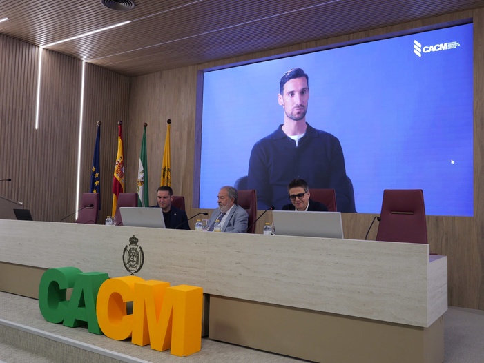 NOTA DE PRENSA: EL CONSEJO ANDALUZ DE COLEGIOS DE MÉDICOS LANZA LA CAMPAÑA 'TU SALUD, EN LAS MEJORES MANOS: LAS DE TUS MÉDICOS' PARA "PROMOVER EL CUIDADO DE QUIENES NOS CURAN" NOTA DE PRENSA: EL CONSEJO ANDALUZ DE COLEGIOS DE MÉDICOS LANZA LA CAMPAÑA 'TU SALUD, EN LAS MEJORES MANOS: LAS DE TUS MÉDICOS' PARA "PROMOVER EL CUIDADO DE QUIENES NOS CURAN"