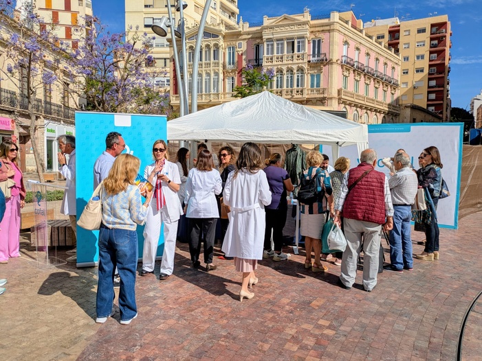NOTA ALMERÍA - No todos los fotoprotectores sirven para cualquier piel ni se aplican igual: los farmacéuticos almerienses explican cómo protegerse correctamente del sol y cuidar de la piel NOTA ALMERÍA - No todos los fotoprotectores sirven para cualquier piel ni se aplican igual: los farmacéuticos almerienses explican cómo protegerse correctamente del sol y cuidar de la piel