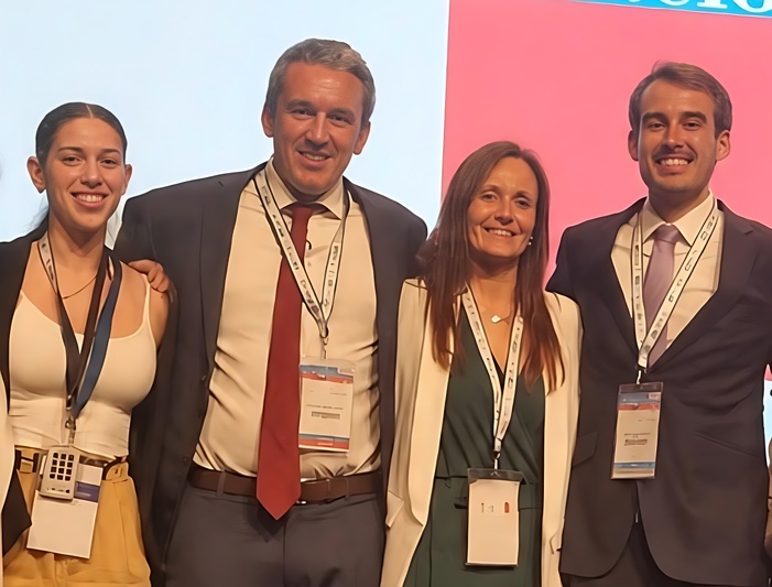 GEER - Un nuevo estudio revela que la escoliosis en adolescentes impacta principalmente en el bienestar emocional y la autoestima