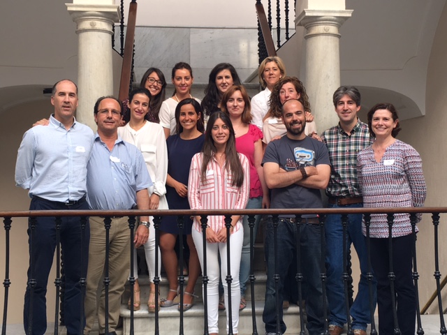 El Colegio de Farmacéuticos de Cádiz ofrece a sus colegiados la posibilidad de mejorar sus destrezas en seguimiento farmacoterapéutico de la mano de un curso práctico en el que se trabaja con pacientes desde su inicio El Colegio de Farmacéuticos de Cádiz ofrece a sus colegiados la posibilidad de mejorar sus destrezas en seguimiento farmacoterapéutico de la mano de un curso práctico en el que se trabaja con pacientes desde su inicio