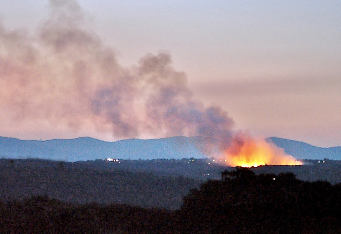 ÚLTIMA HORA / NOTA DE PRENSA: EL NOTARIADO ACTIVA MEDIDAS DE URGENCIA PARA ATENDER A LOS AFECTADOS POR LOS INCENDIOS FORESTALES ÚLTIMA HORA / NOTA DE PRENSA: EL NOTARIADO ACTIVA MEDIDAS DE URGENCIA PARA ATENDER A LOS AFECTADOS POR LOS INCENDIOS FORESTALES