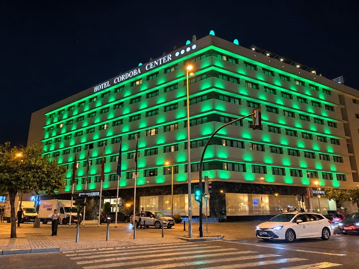 Nota prensa COF Córdoba -  El Palacio de la Merced, sede de la Diputación Provincial, y diversos espacios públicos de Córdoba se iluminan de verde para unirse al reconocimiento de la labor de los farmacéuticos cordobeses