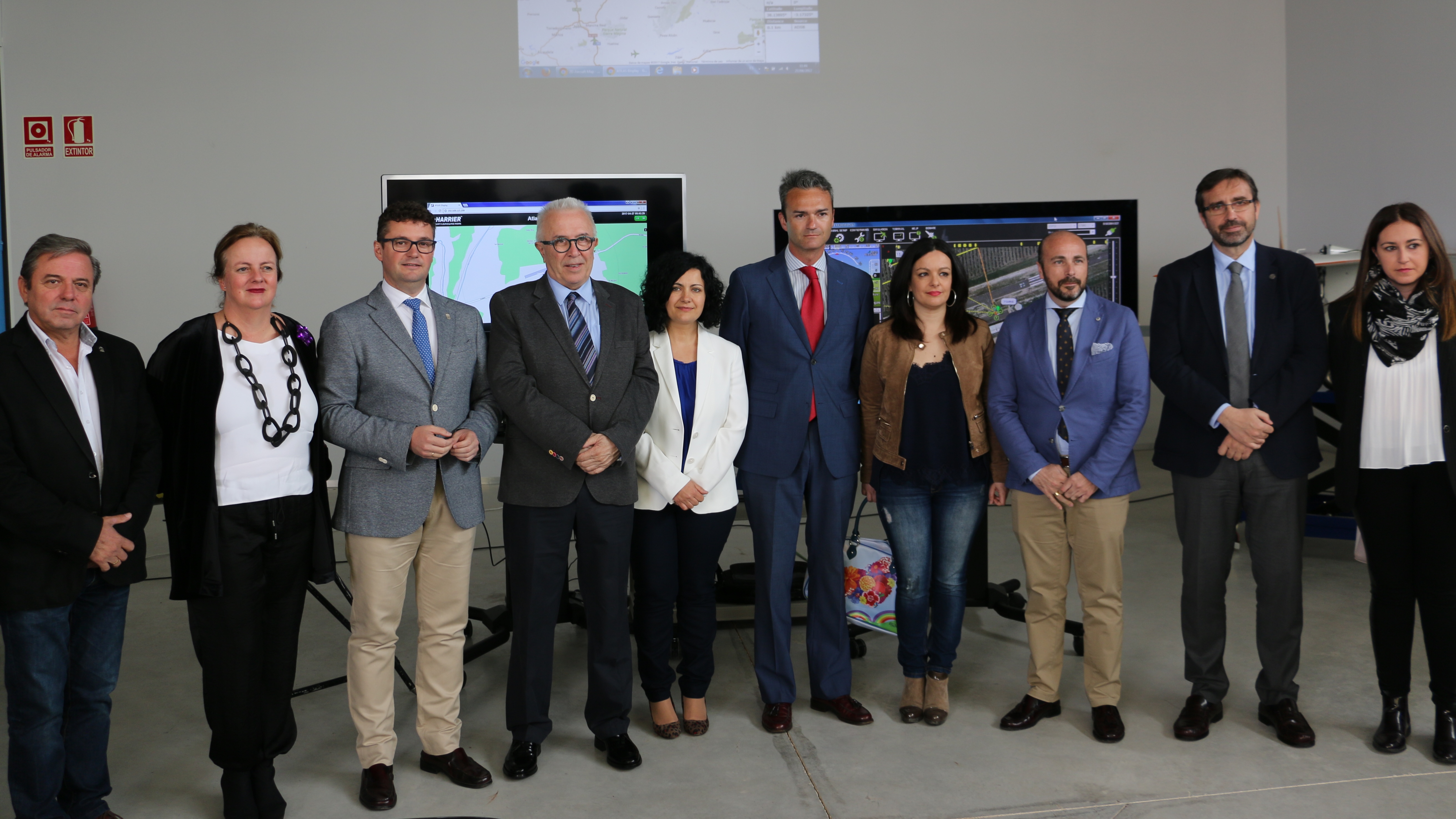 El Centro ATLAS de Jaén acoge una jornada de vuelos con aviones no tripulados para su facilitar su uso en operaciones relacionadas con la extinción de incendios y el transporte de medicamentos
