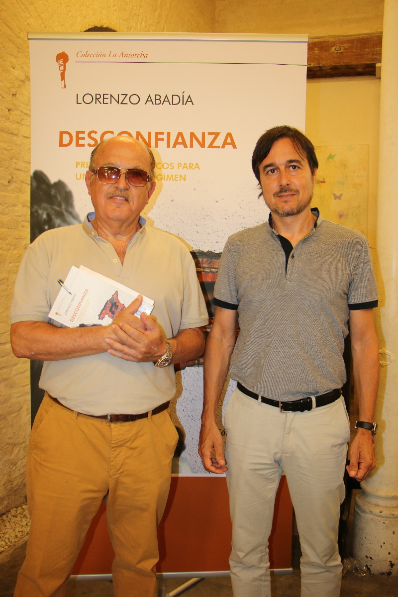 De izquierda a derecha: Francisco Rubiales y Lorenzo Abadía