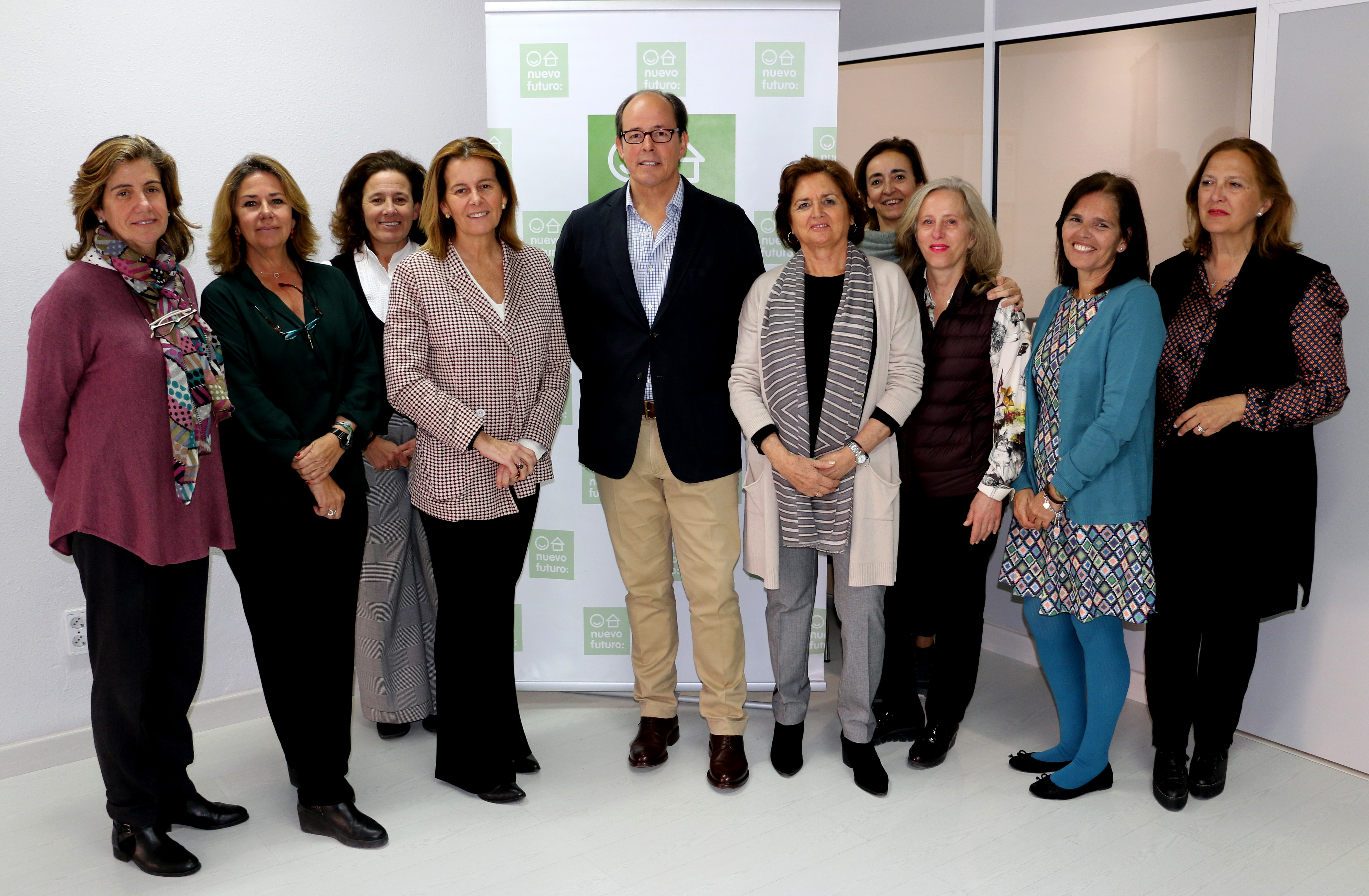 El pintor Beltrán Román realizará el cartel del Rastrillo de Nuevo Futuro Sevilla de 2020 El pintor Beltrán Román realizará el cartel del Rastrillo de Nuevo Futuro Sevilla de 2020