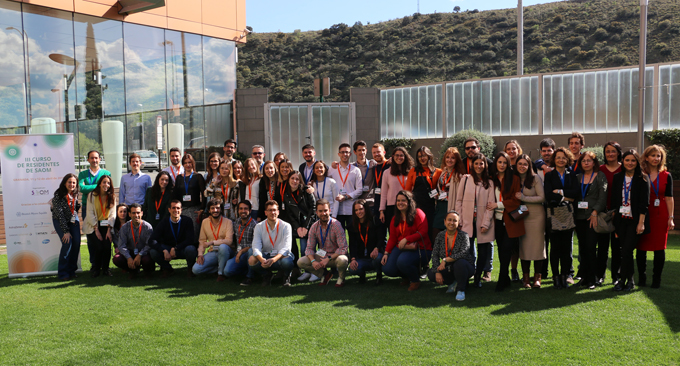 Casi un centenar de oncólogos residentes de Andalucía mejoran en Granada su formación clínica y su aprendizaje en otras habilidades transversales Casi un centenar de oncólogos residentes de Andalucía mejoran en Granada su formación clínica y su aprendizaje en otras habilidades transversales