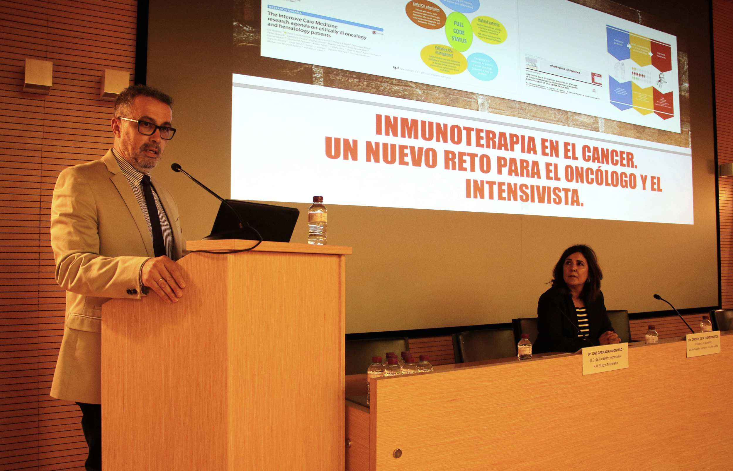 Médicos de UCI y oncólogos de Andalucía estrechan lazos de colaboración para un mejor abordaje de los efectos secundarios de la inmunoterapia en pacientes con cáncer Médicos de UCI y oncólogos de Andalucía estrechan lazos de colaboración para un mejor abordaje de los efectos secundarios de la inmunoterapia en pacientes con cáncer
