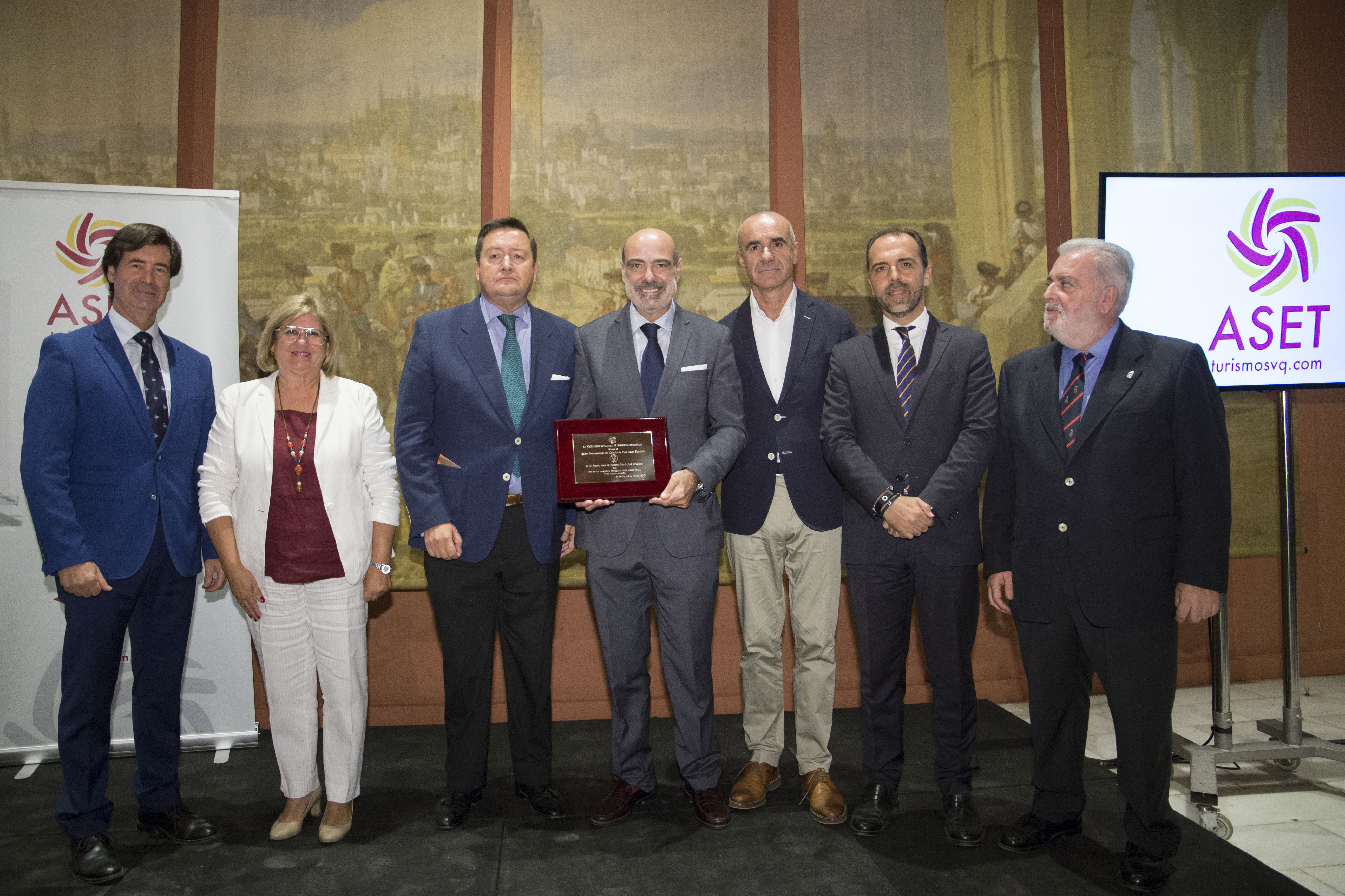 SICAB recibe el reconocimiento del sector turístico de Sevilla con el XI Premio ASET de Turismo Mª José Uruñuela SICAB recibe el reconocimiento del sector turístico de Sevilla con el XI Premio ASET de Turismo Mª José Uruñuela