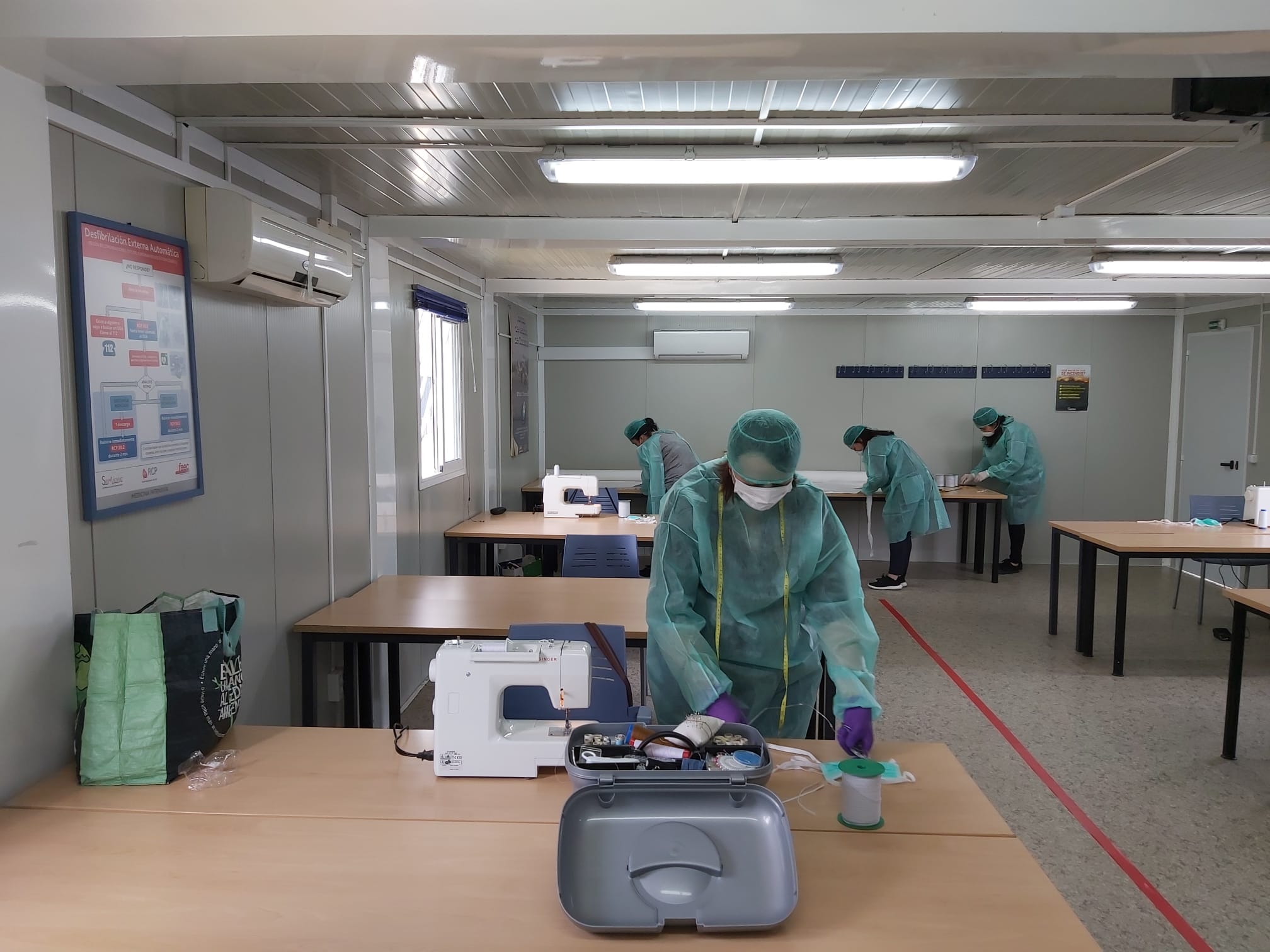 NOTA DE PRENSA: SAMU PONE EN MARCHA UN TALLER 'EXPRESS' PARA PRODUCIR MASCARILLAS DE PROTECCIÓN FRENTE AL CORONAVIRUS  NOTA DE PRENSA: SAMU PONE EN MARCHA UN TALLER 'EXPRESS' PARA PRODUCIR MASCARILLAS DE PROTECCIÓN FRENTE AL CORONAVIRUS