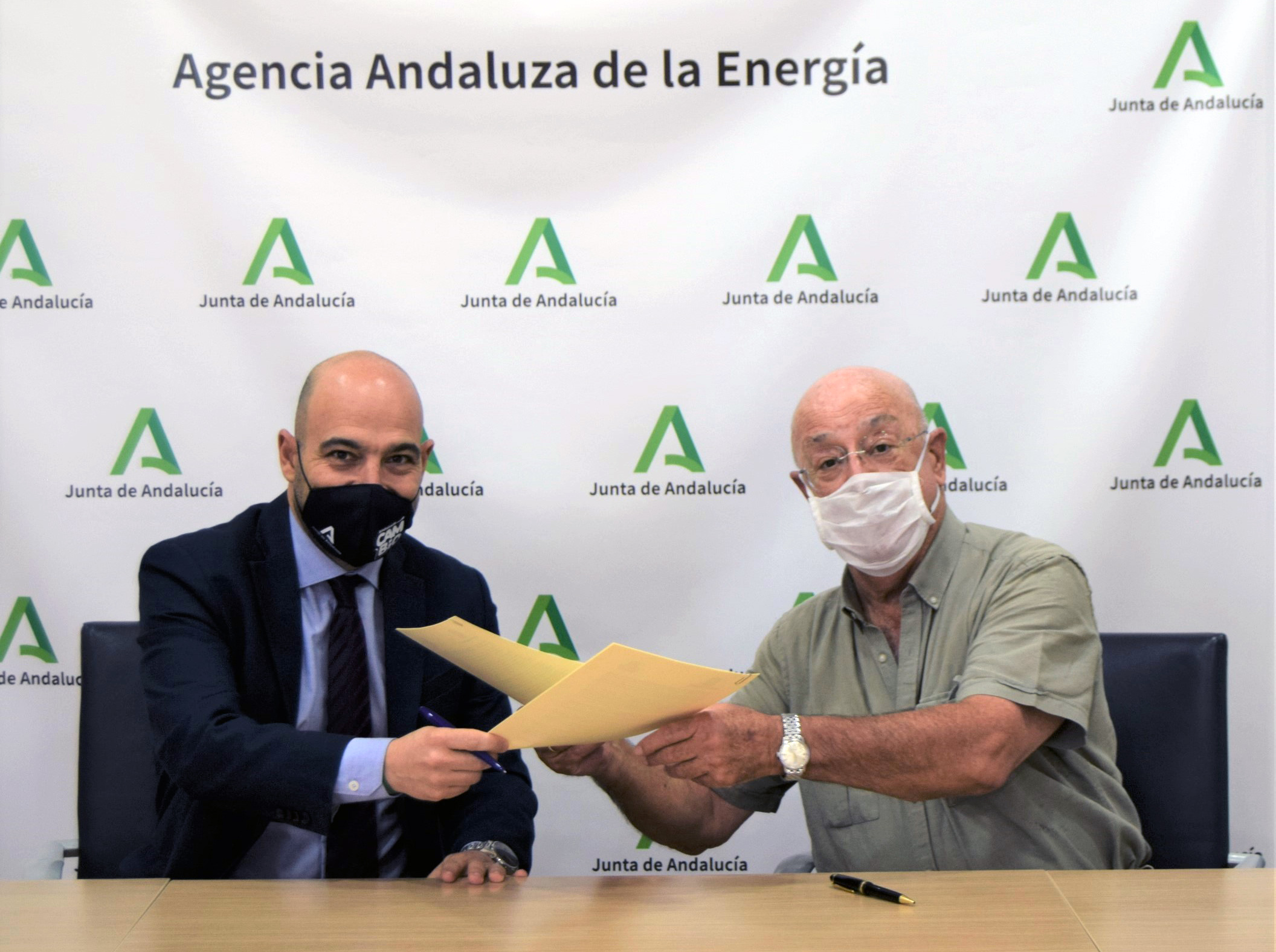 Feragua y la Agencia Andaluza de la Energía colaborarán en el desarrollo energético sostenible del regadío andaluz
