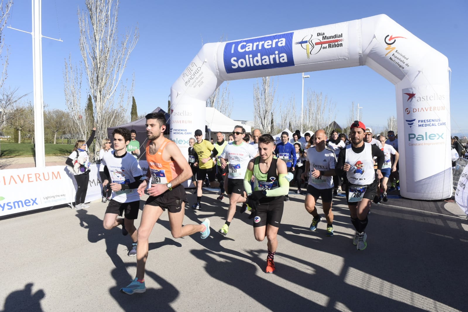 Nota informativa - Unas 400 personas participan en Madrid en la “I Carrera Solidaria por la Salud Renal” con el fin de sensibilizar sobre la enfermedad renal y fomentar el deporte y los hábitos de vida saludable como medida de prevención  Nota informativa - Unas 400 personas participan en Madrid en la “I Carrera Solidaria por la Salud Renal” con el fin de sensibilizar sobre la enfermedad renal y fomentar el deporte y los hábitos de vida saludable como medida de prevención