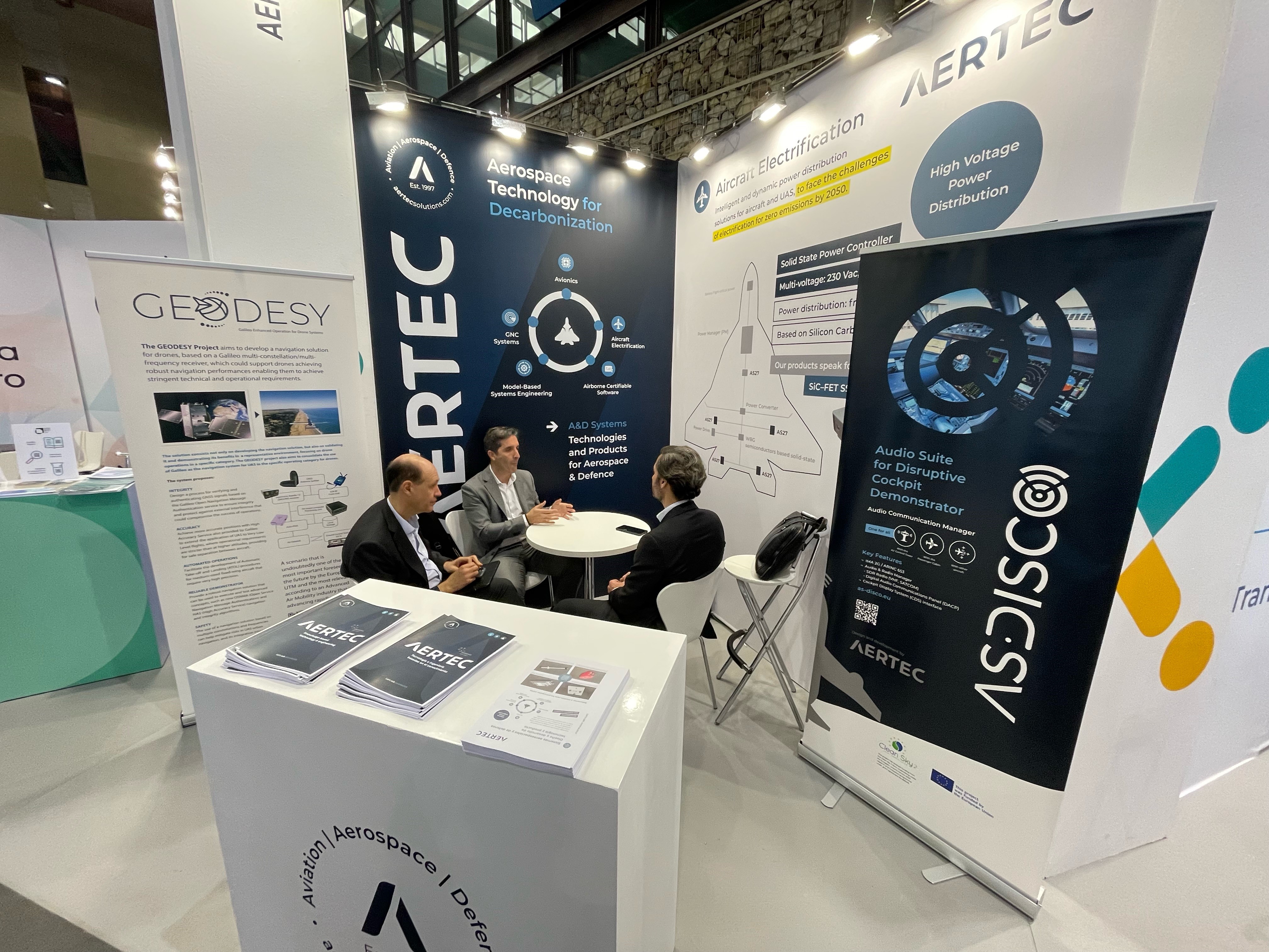 Nota de prensa: AERTEC muestra en Transfiere su tecnología innovadora en la electrificación de aviones Nota de prensa: AERTEC muestra en Transfiere su tecnología innovadora en la electrificación de aviones