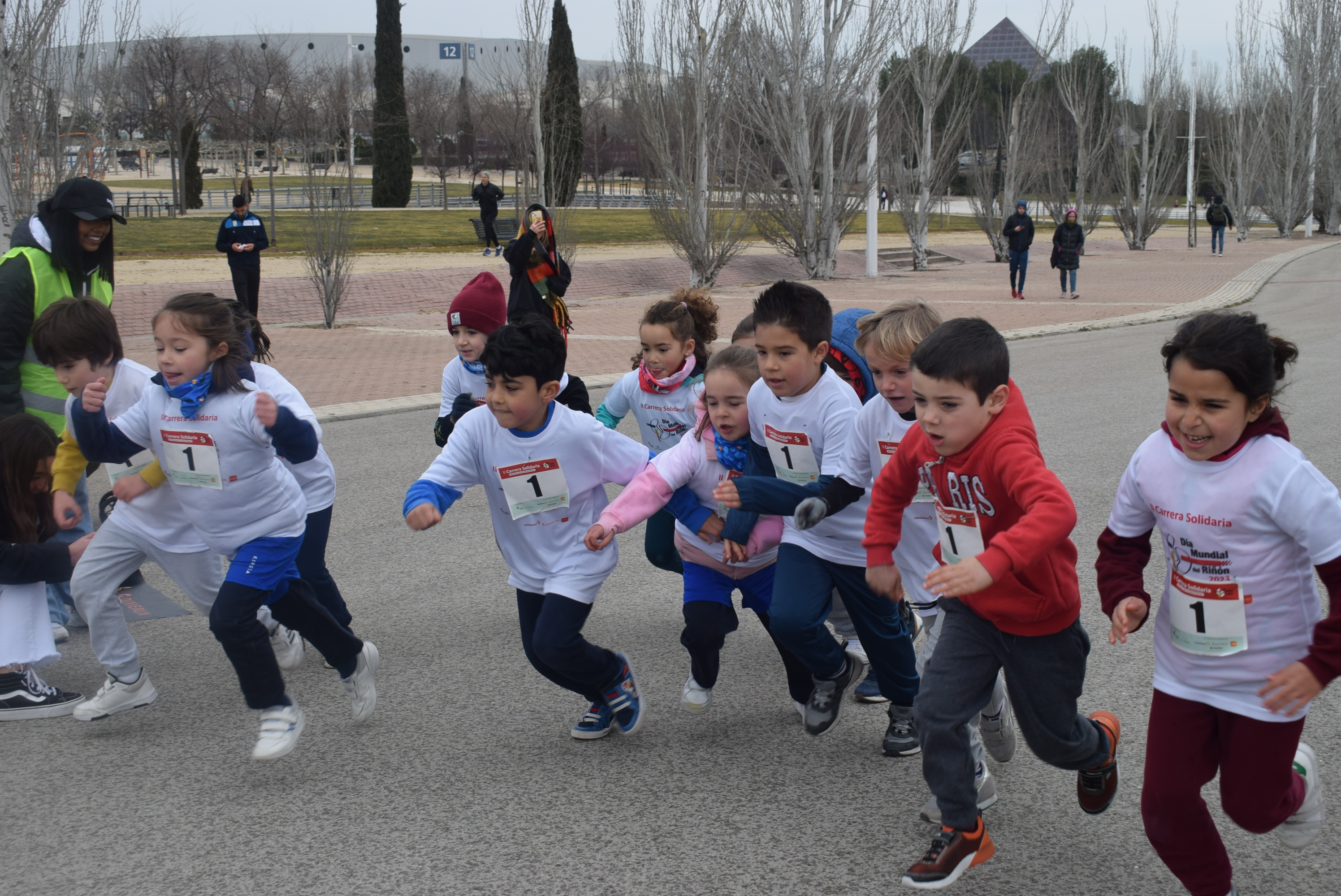 Cerca de 500 personas participan en Madrid en la II Carrera Solidaria “Muévete por la Salud Renal” con el fin de sensibilizar sobre la Enfermedad Renal Crónica y fomentar el ejercicio y los hábitos de vida saludable como medida de prevención