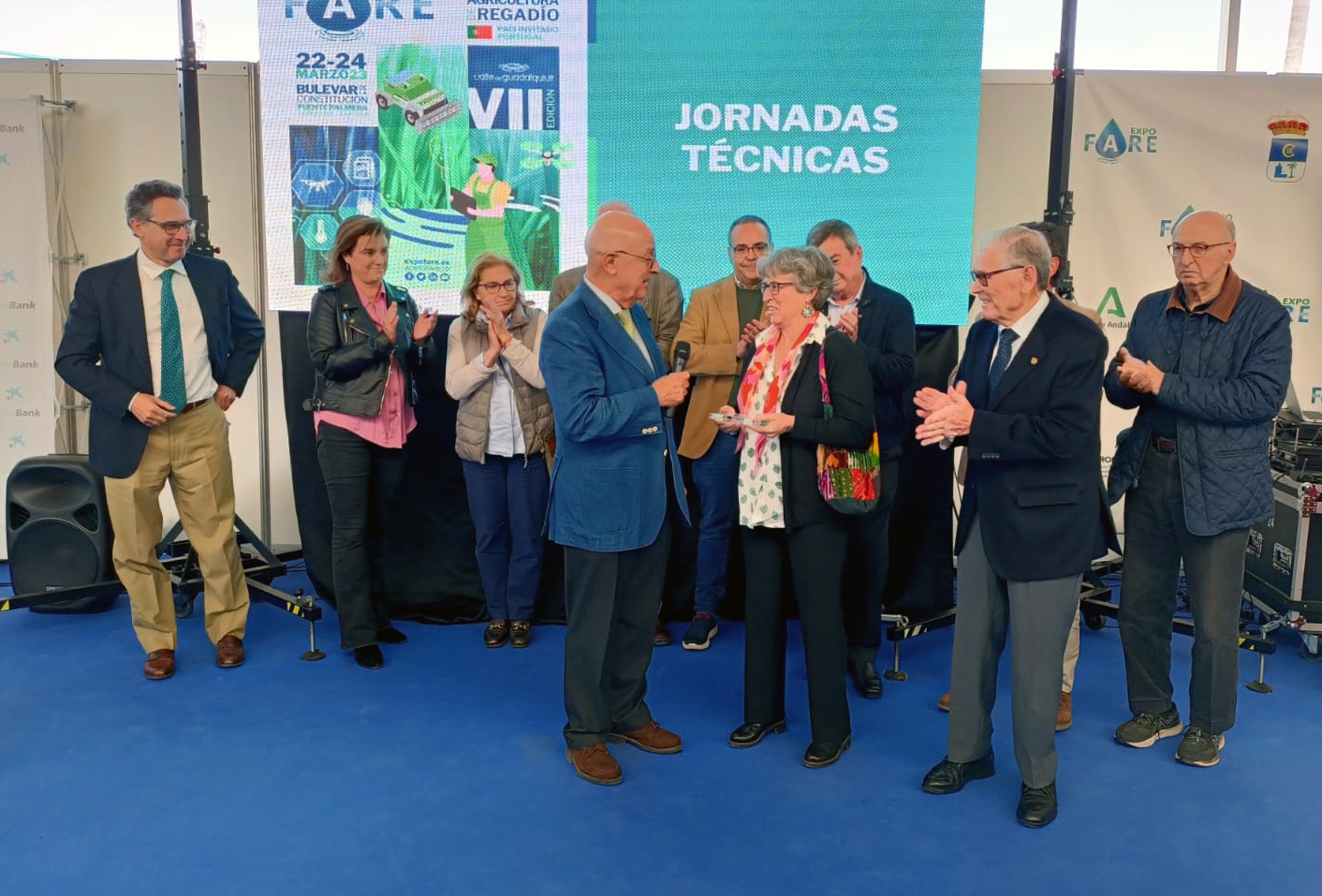 Nota de prensa - El regadío andaluz rinde homenaje a Luciano Mateos, gran impulsor y pionero del I+D+i aplicado al regadío Nota de prensa - El regadío andaluz rinde homenaje a Luciano Mateos, gran impulsor y pionero del I+D+i aplicado al regadío