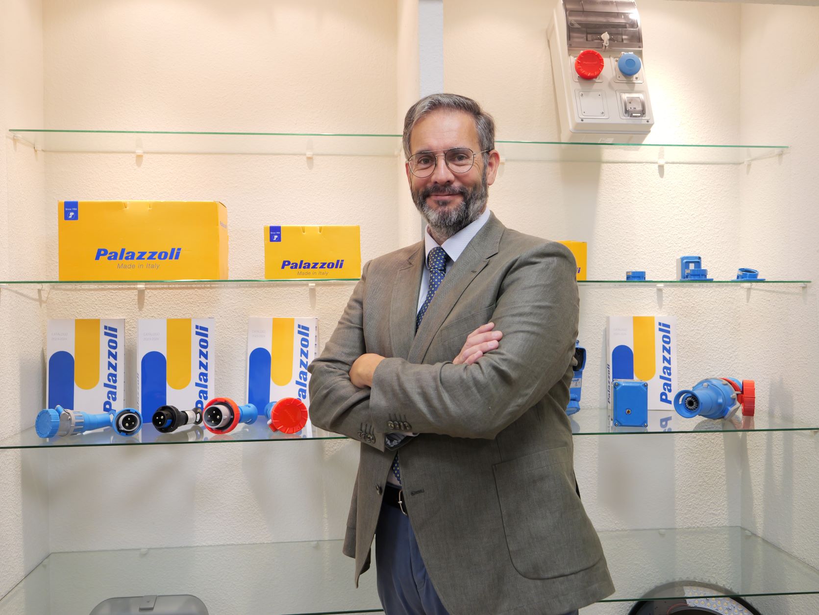 José Hidalgo, administrador de la nueva sociedad. José Hidalgo, administrador de la nueva sociedad.