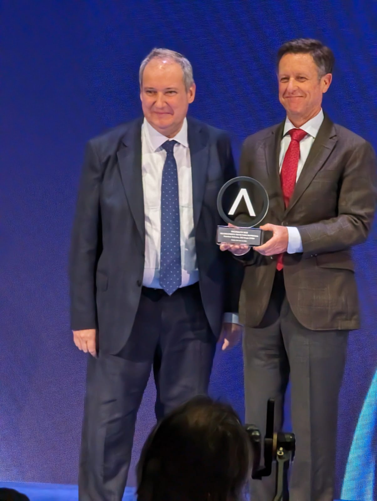 NOTA DE PRENSA: FACONAUTO RECONOCE LA TRAYECTORIA DE FRANCISCO GALNARES, PRESIDENTE DE SYRSA, “UN REFERENTE EN EL SECTOR DE LA DISTRIBUCIÓN DE NUESTRO PAÍS”  NOTA DE PRENSA: FACONAUTO RECONOCE LA TRAYECTORIA DE FRANCISCO GALNARES, PRESIDENTE DE SYRSA, “UN REFERENTE EN EL SECTOR DE LA DISTRIBUCIÓN DE NUESTRO PAÍS”