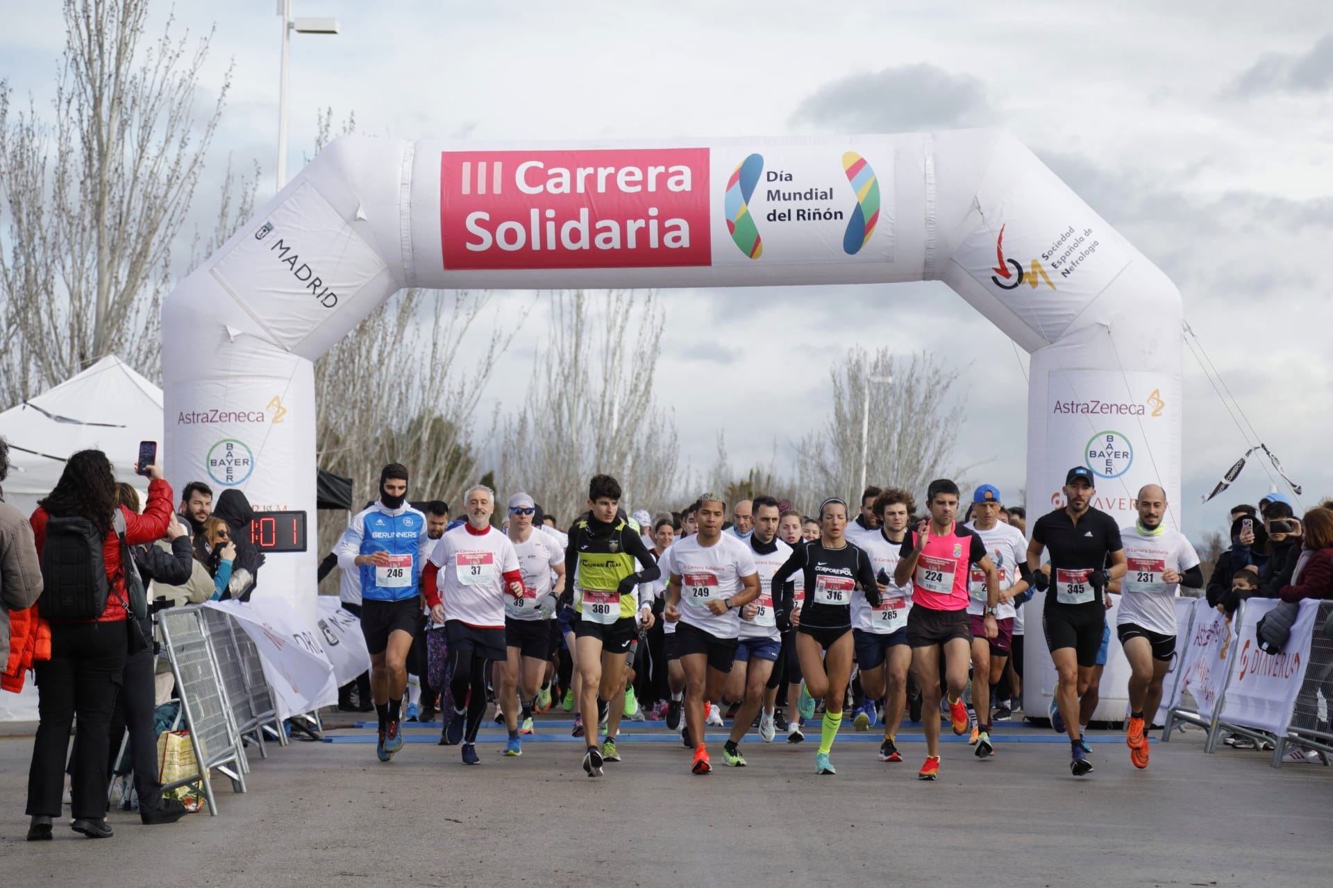 Más de 450 personas participan en la III Carrera Solidaria “Muévete por la Salud Renal” para sensibilizar sobre la enfermedad renal crónica y fomentar el ejercicio y los hábitos saludables como medida de prevención Más de 450 personas participan en la III Carrera Solidaria “Muévete por la Salud Renal” para sensibilizar sobre la enfermedad renal crónica y fomentar el ejercicio y los hábitos saludables como medida de prevención