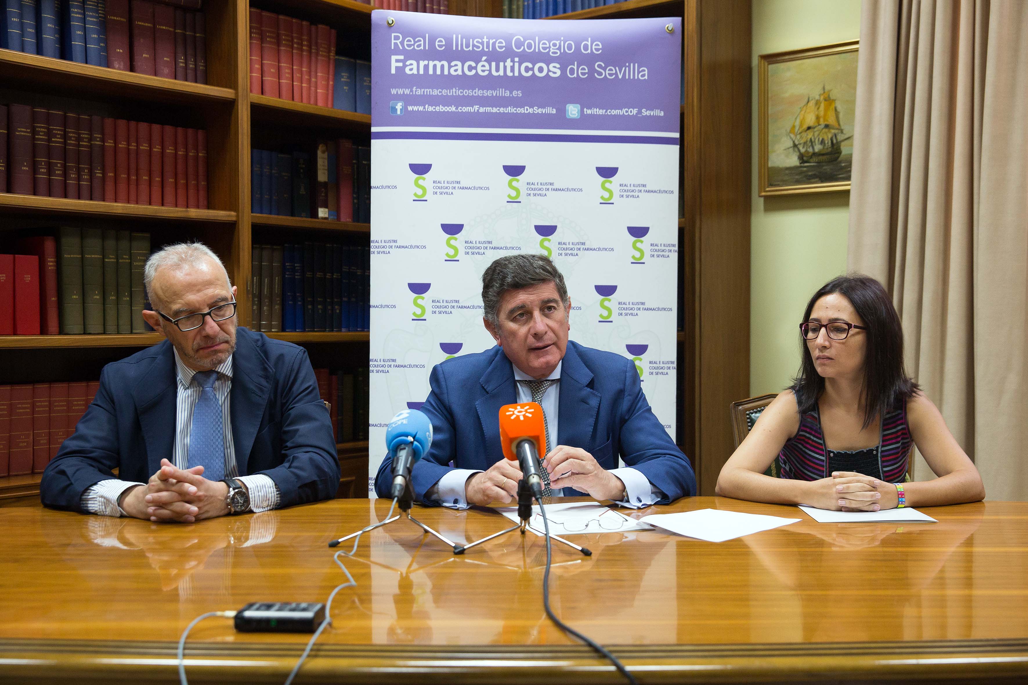 El Colegio de Farmacéuticos pone en marcha redes de oficinas de farmacia especializadas en atención farmacéutica a pacientes de patologías concretas El Colegio de Farmacéuticos pone en marcha redes de oficinas de farmacia especializadas en atención farmacéutica a pacientes de patologías concretas