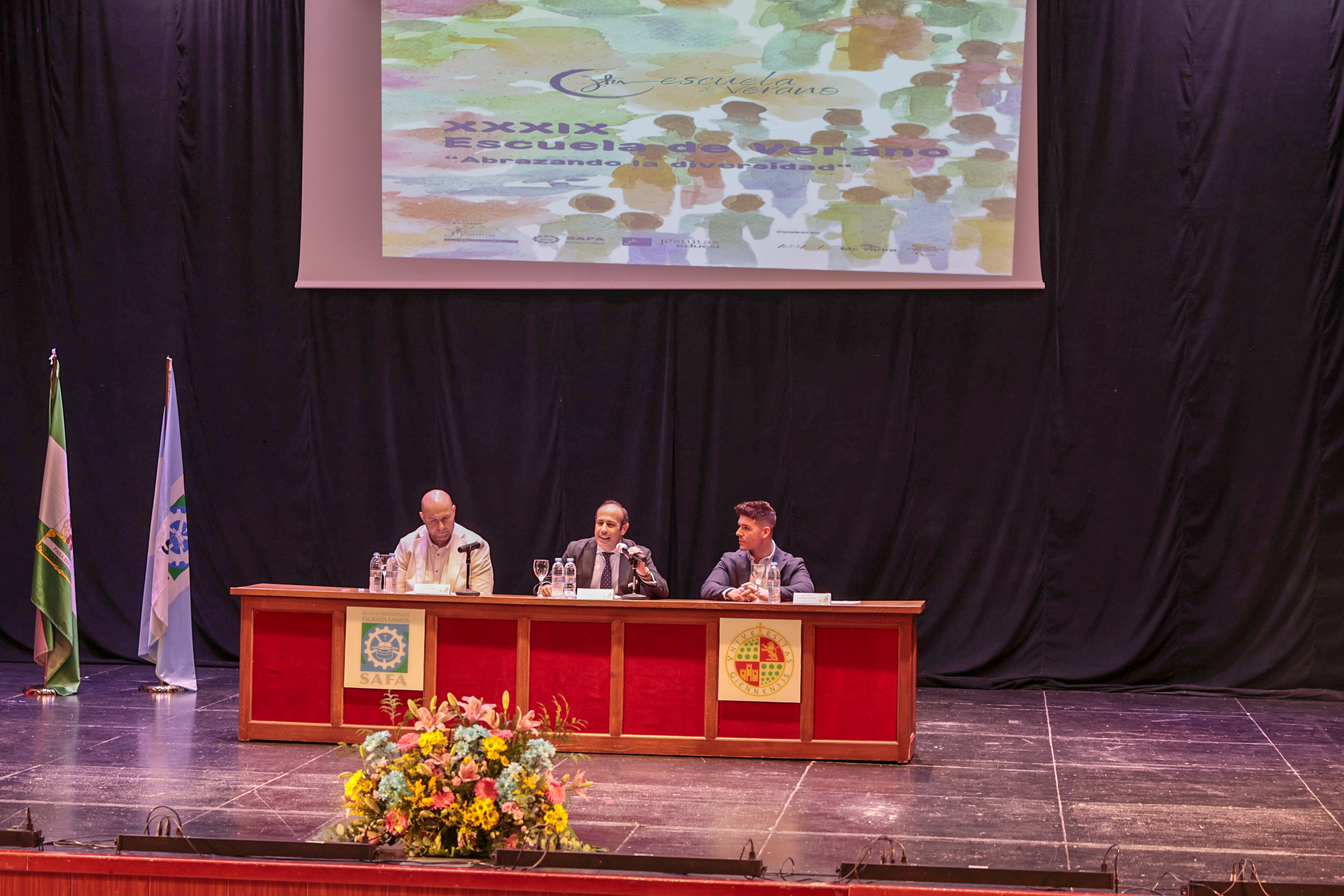 NOTA DE PRENSA: MÁS DE 500 PROFESORES DE SAFA Y LOYOLA DE ANDALUCÍA, EXTREMADURA Y CANARIAS SE FORMAN SOBRE DIVERSIDAD EN EL CENTRO UNIVERSITARIO SAFA ÚBEDA HASTA EL PRÓXIMO JUEVES