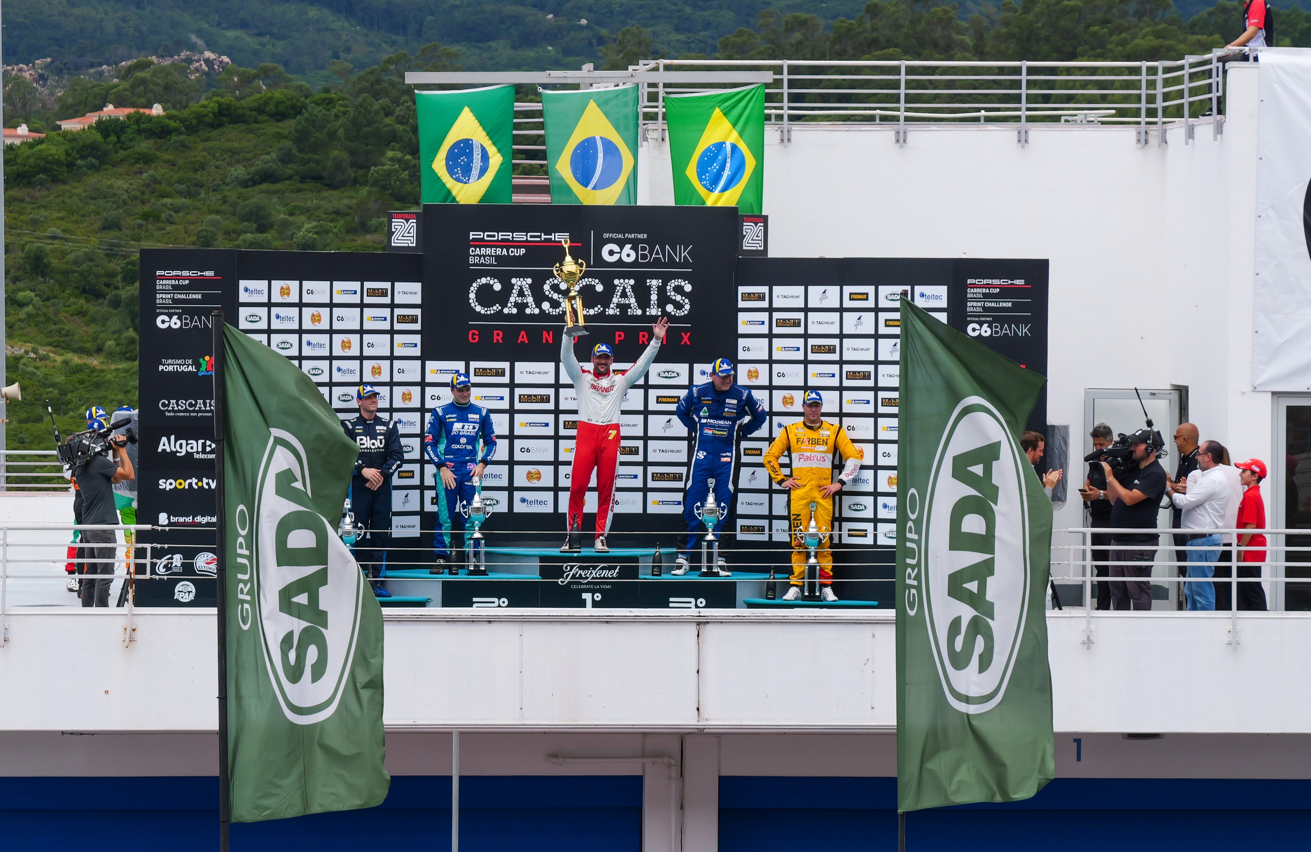 NOTA DE PRENSA: MIGUEL PALUDO, LÍDER DE LA PORSCHE CUP BRASIL TRAS SU TRIUNFO EN LA QUINTA ETAPA EN ESTORIL 