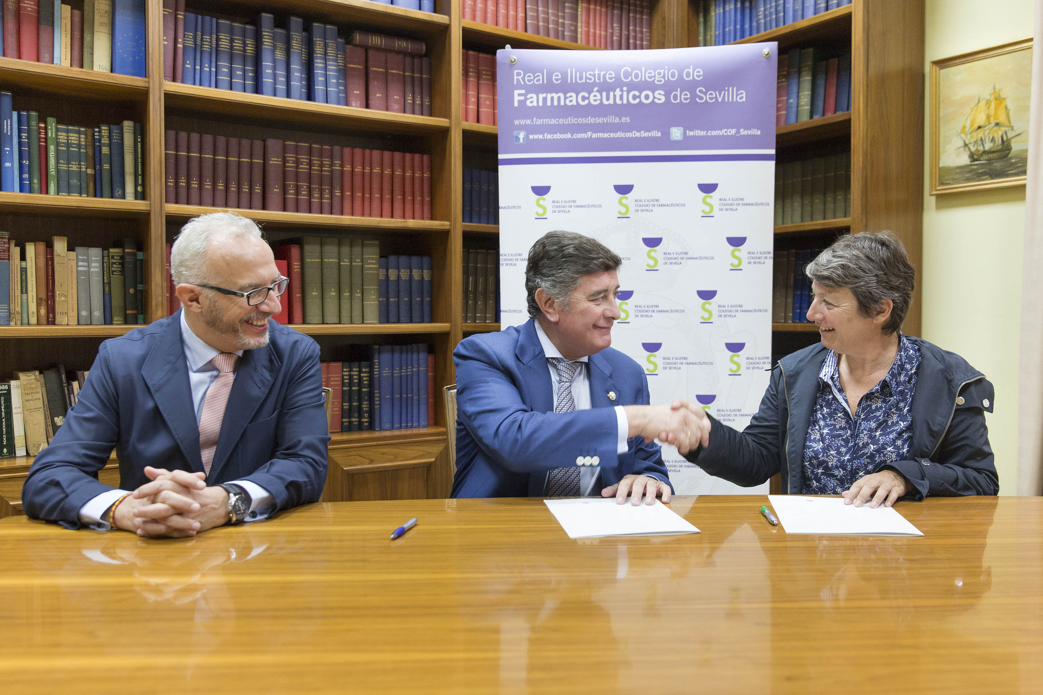 Las oficinas de farmacia sevillanas ofrecerán consejo y atención farmacéutica más completa a pacientes de patologías respiratorias Las oficinas de farmacia sevillanas ofrecerán consejo y atención farmacéutica más completa a pacientes de patologías respiratorias