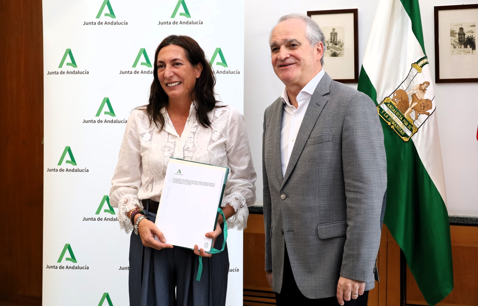 Nota de prensa - Las farmacias andaluzas se convertirán en espacios seguros frente a la violencia de género