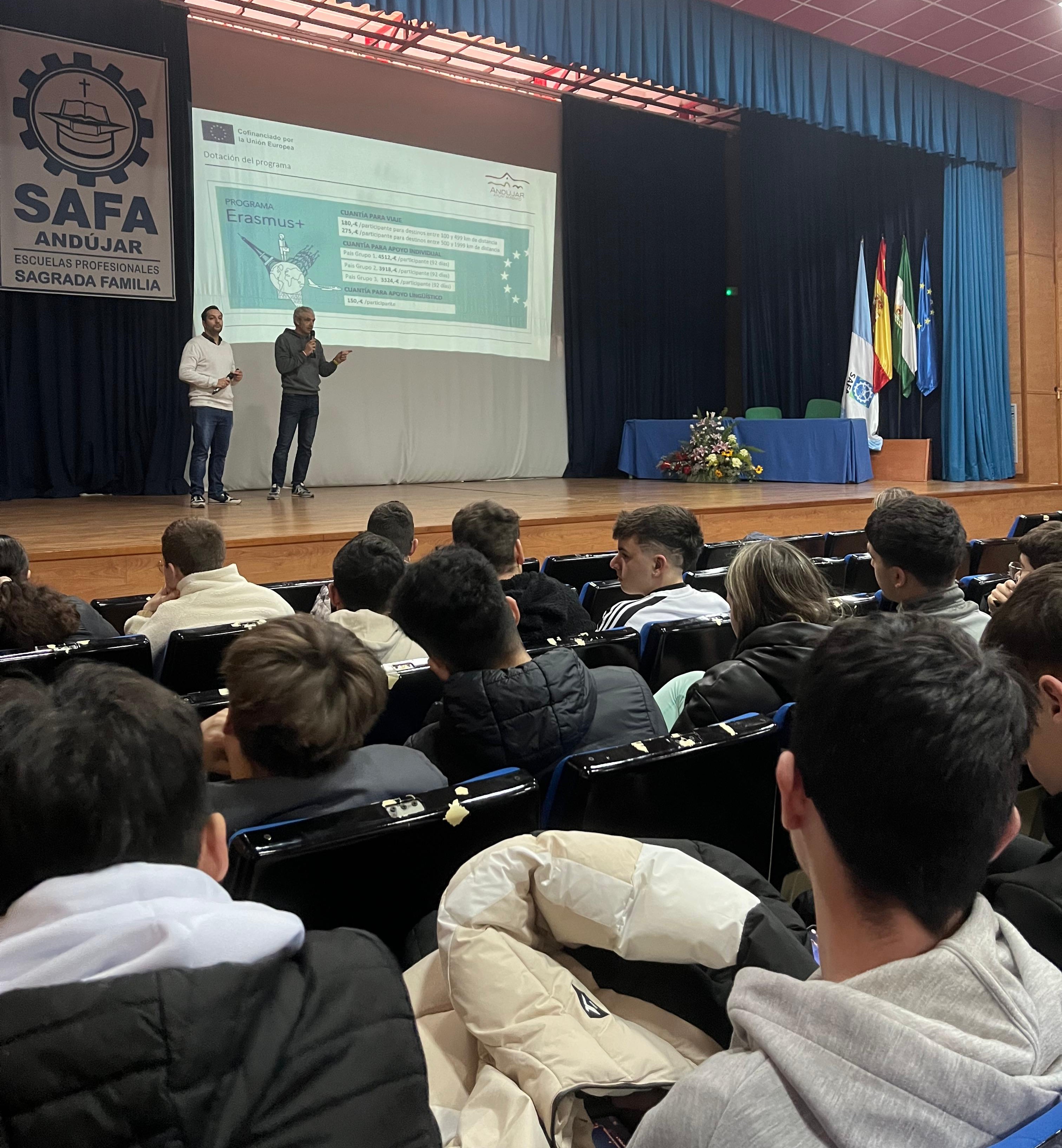 NOTA DE PRENSA: SAFA ANDÚJAR CONSOLIDA SU APUESTA POR LA EMPLEABILIDAD CON LAS II JORNADAS DE FORMACIÓN PROFESIONAL