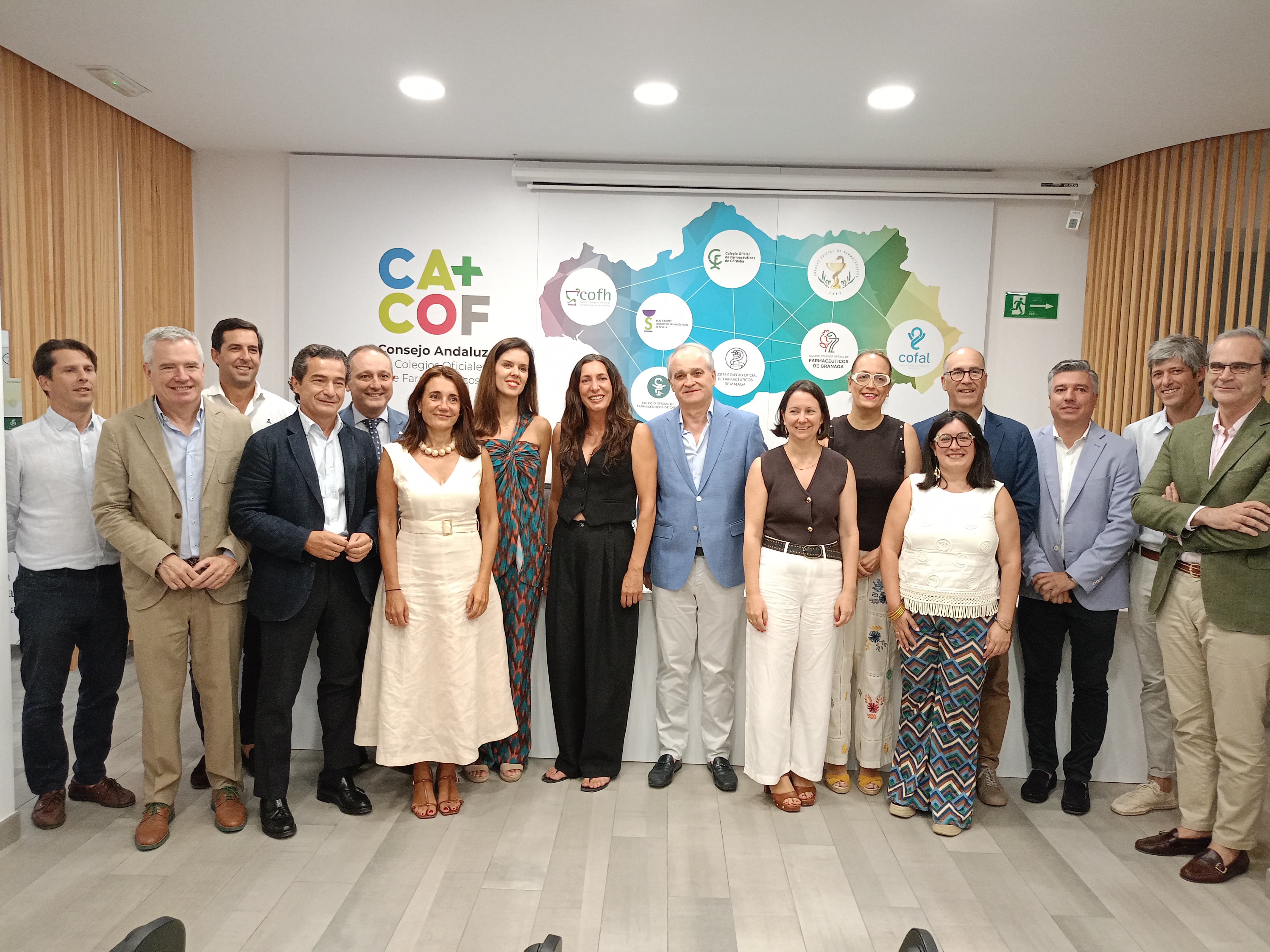 Nota de prensa - El Consejo Andaluz de Colegios de Farmacéuticos, primera organización profesional colegial y sanitaria de Andalucía que se suma al Pacto por la Conciliación y la Corresponsabilidad