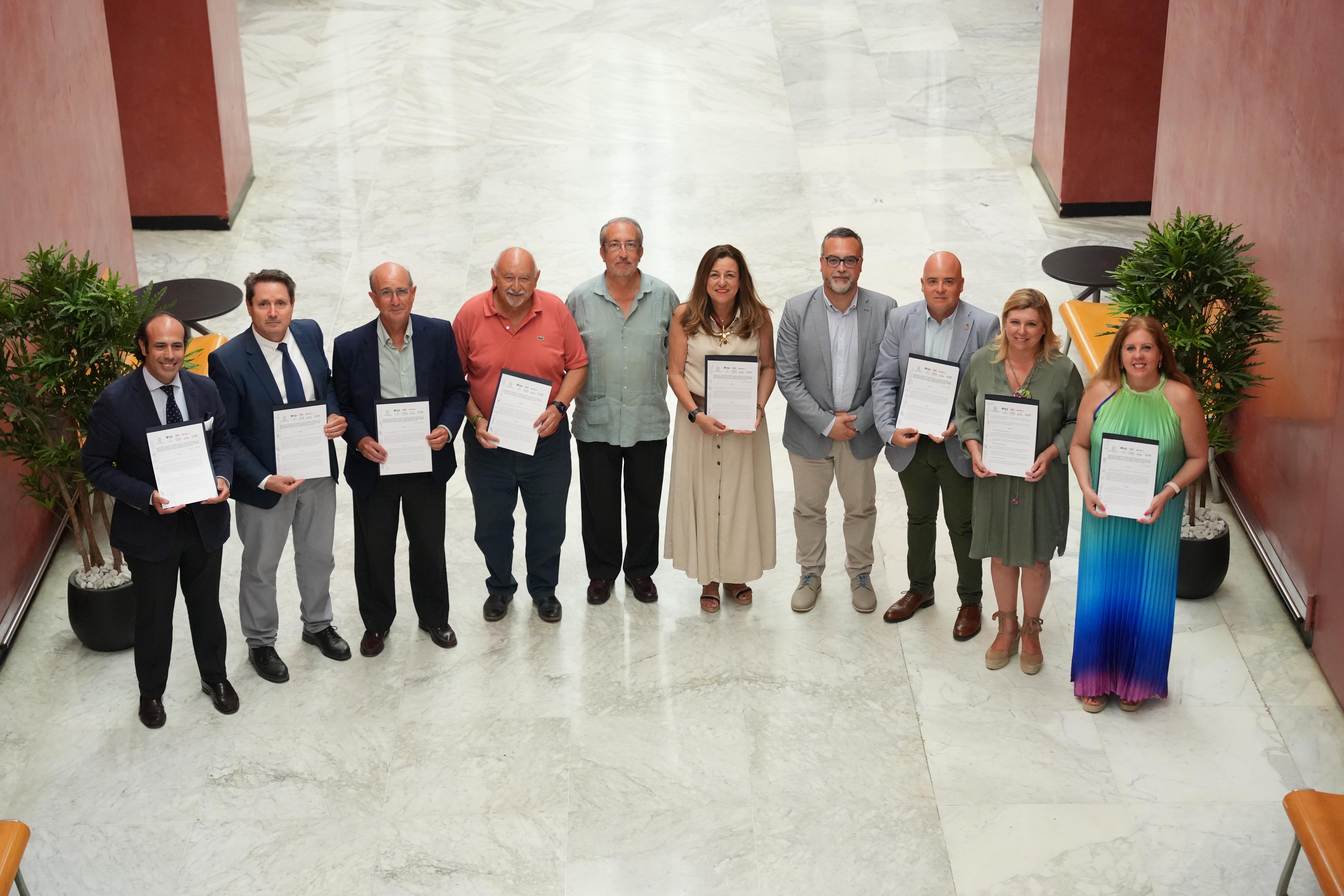 NOTA DE PRENSA: ESCUELAS CATÓLICAS DE ANDALUCÍA DESTACA EL ACUERDO DE EQUIPARACIÓN DE PLANTILLAS COMO UN PASO DECISIVO HACIA LA MEJORA DE LA CALIDAD EDUCATIVA EN LOS CENTROS CONCERTADOS
