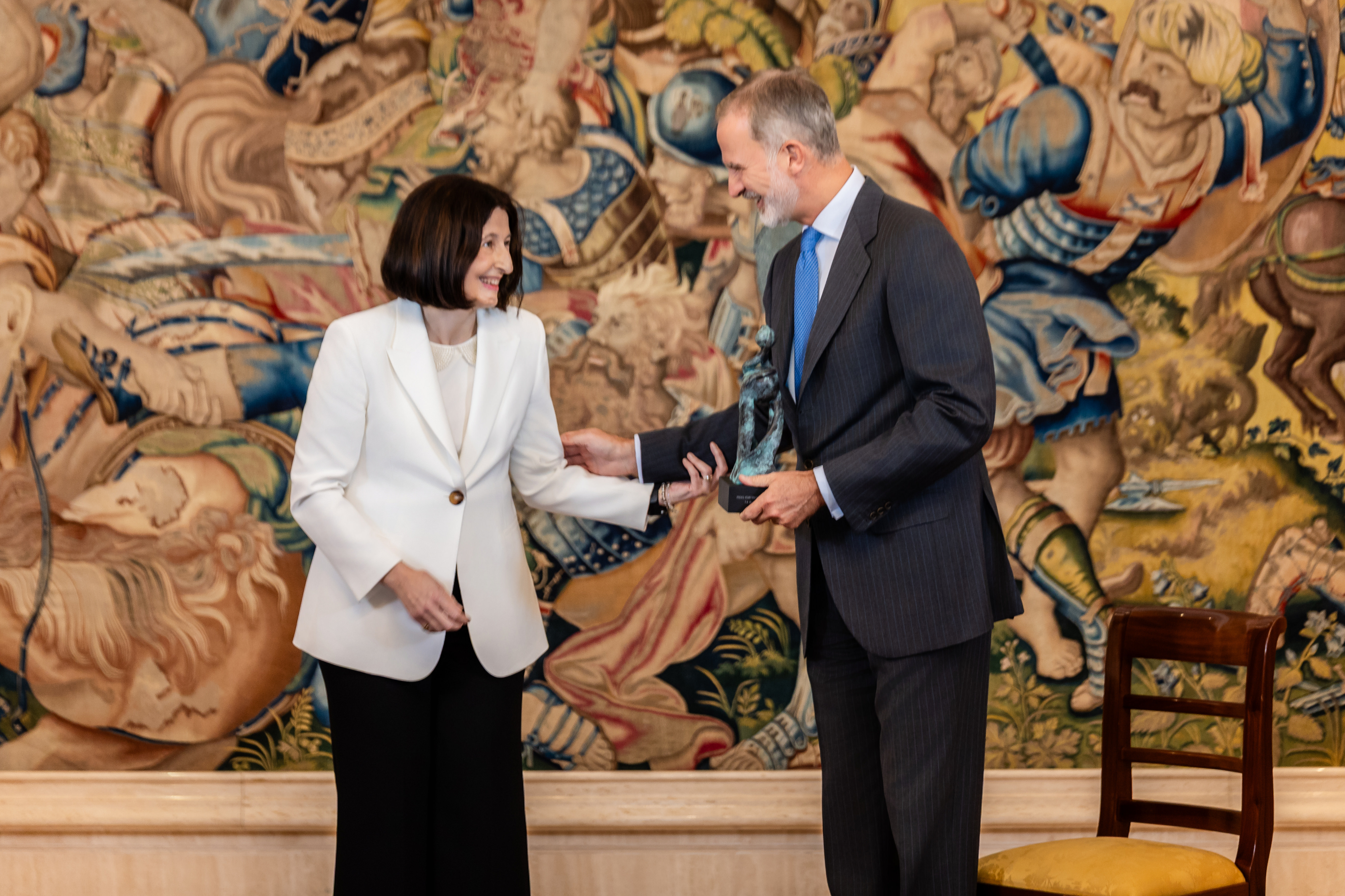 NOTA DE PRENSA: Su Majestad el Rey Felipe VI recibe el ‘Premio Fides Grandes Valores’ del Notariado