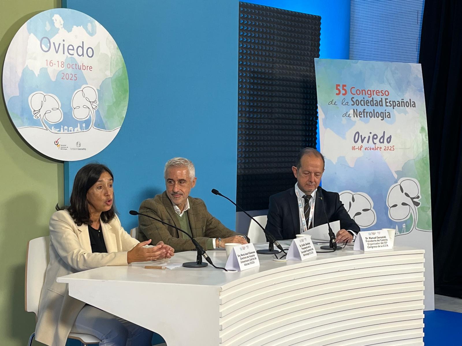 Nota - Profesionales del Hospital Central de Asturias desarrollan una nueva técnica que permite colocar mejor el catéter de la diálisis peritoneal y aumentar el éxito de esta técnica que los pacientes realizan en su domicilio para seguir viviendo