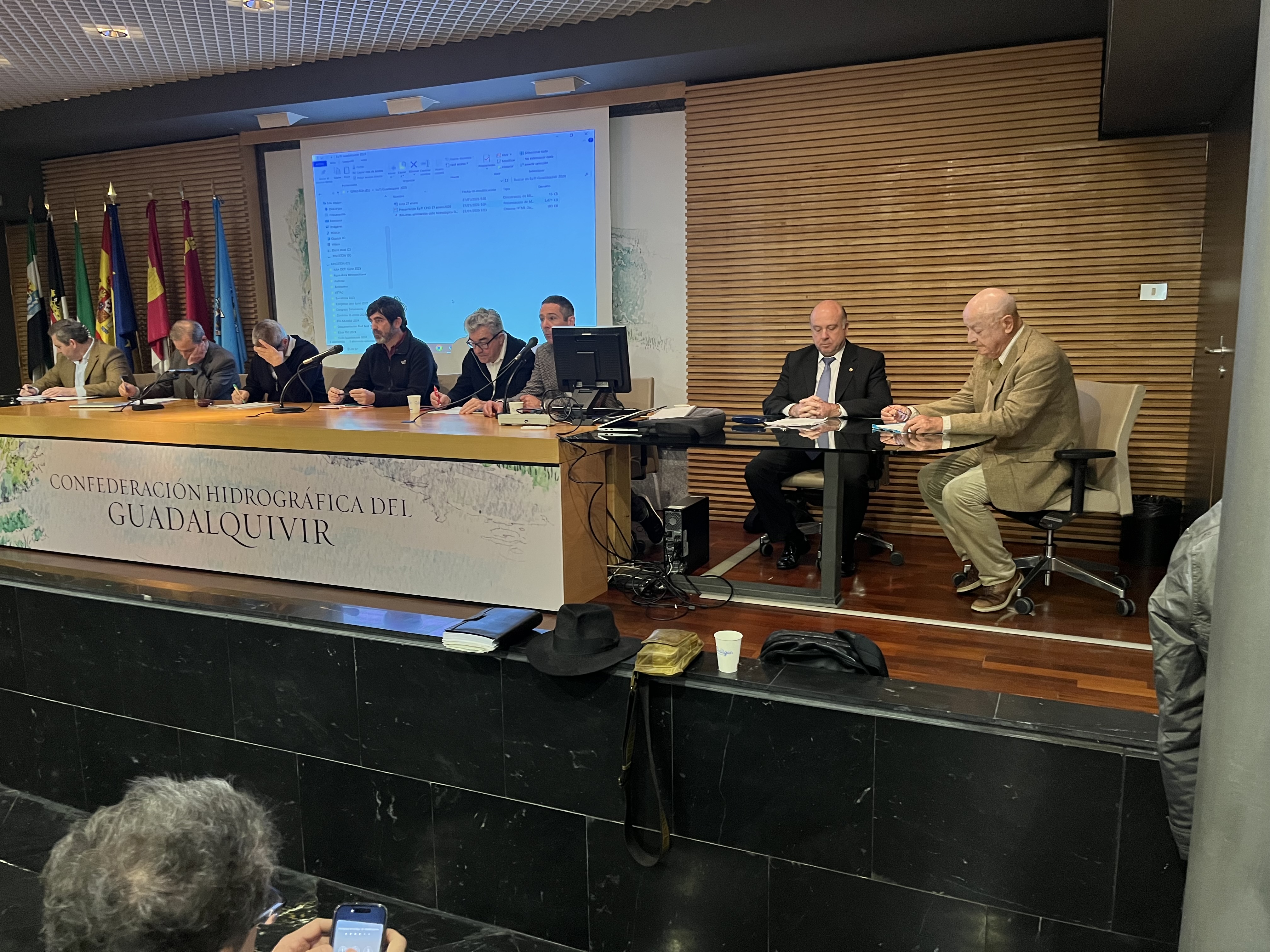 NOTA DE PRENSA: LOS REGANTES DENUNCIAN QUE EL RIESGO FRECUENTE DE INUNDACIONES Y SEQUÍAS PONE DE MANIFIESTO EL DÉFICIT DE REGULACIÓN EN EL GUADALQUIVIR