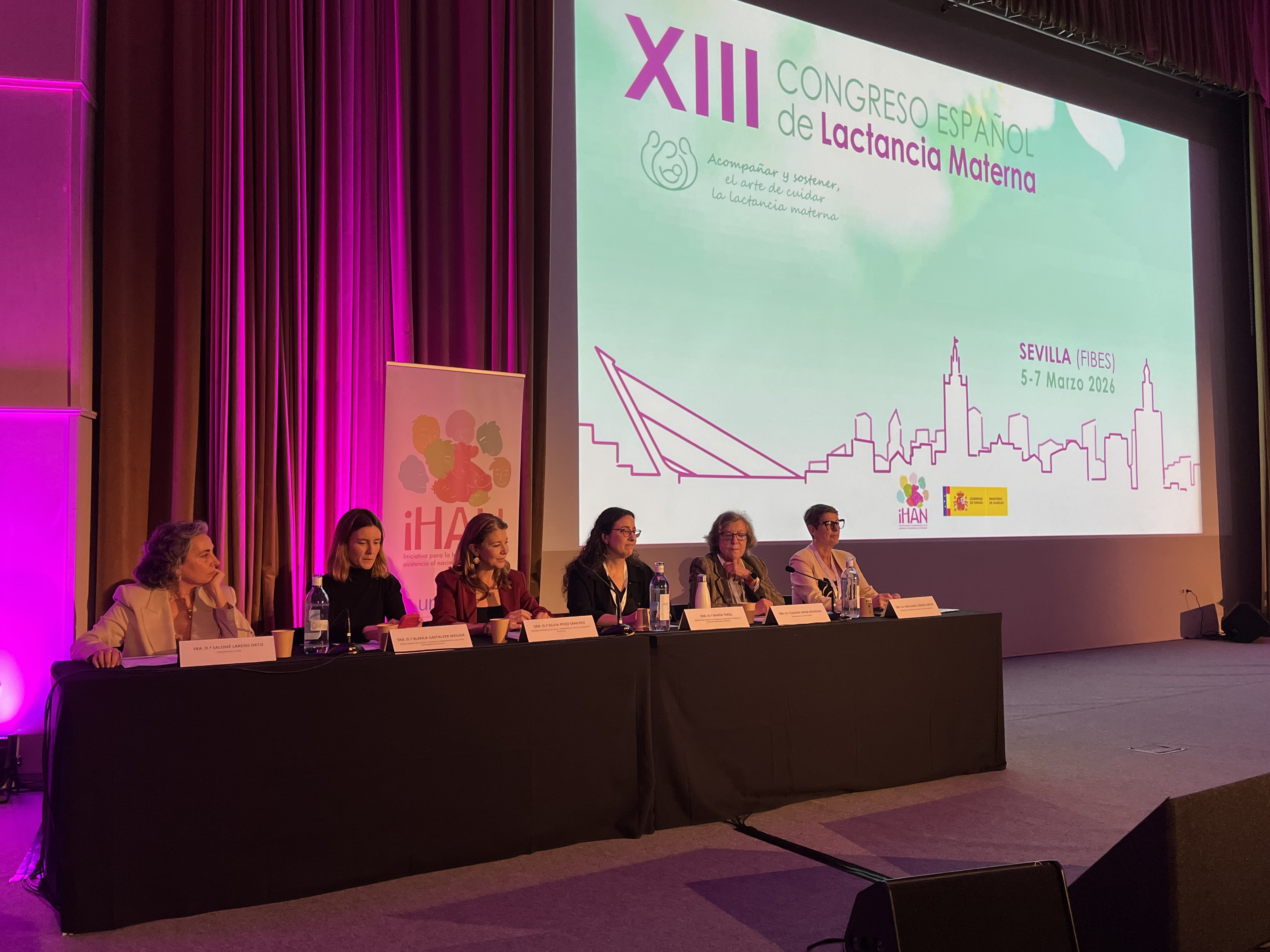 NOTA DE PRENSA: SEVILLA SE CONVIERTE EN CAPITAL DE LA LACTANCIA MATERNA CON UNA LLAMADA A POTENCIAR LA HUMANIZACIÓN DE LA ASISTENCIA AL NACIMIENTO Y LA PROTECCIÓN DE LA INFANCIA