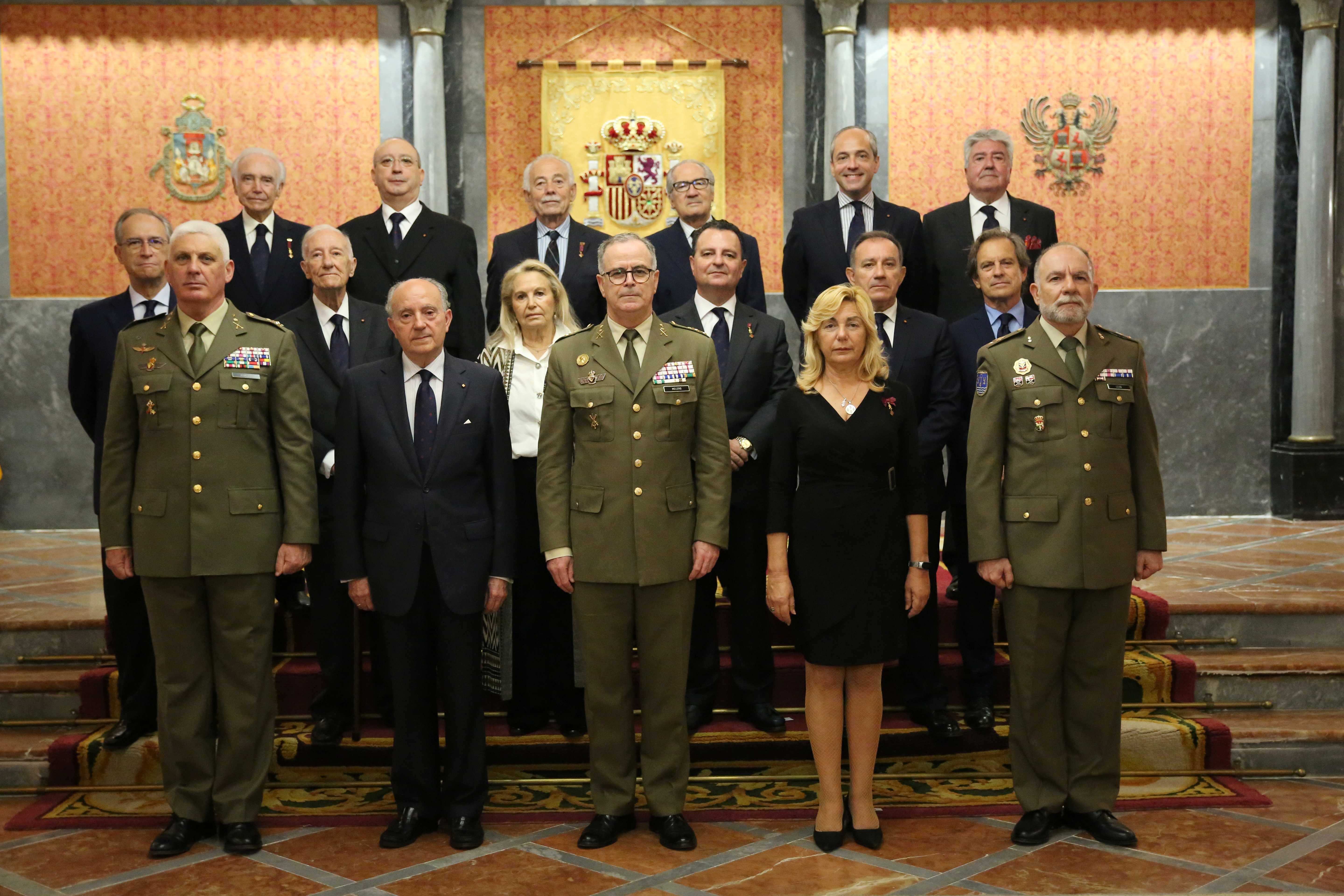 NOTA DE PRENSA: LA ORDEN DE CABALLEROS DE SAN CLEMENTE Y SAN FERNANDO CONCEDE SU MEDALLA DE HONOR AL TENIENTE GENERAL CARLOS MELERO Y CLAUDIO
