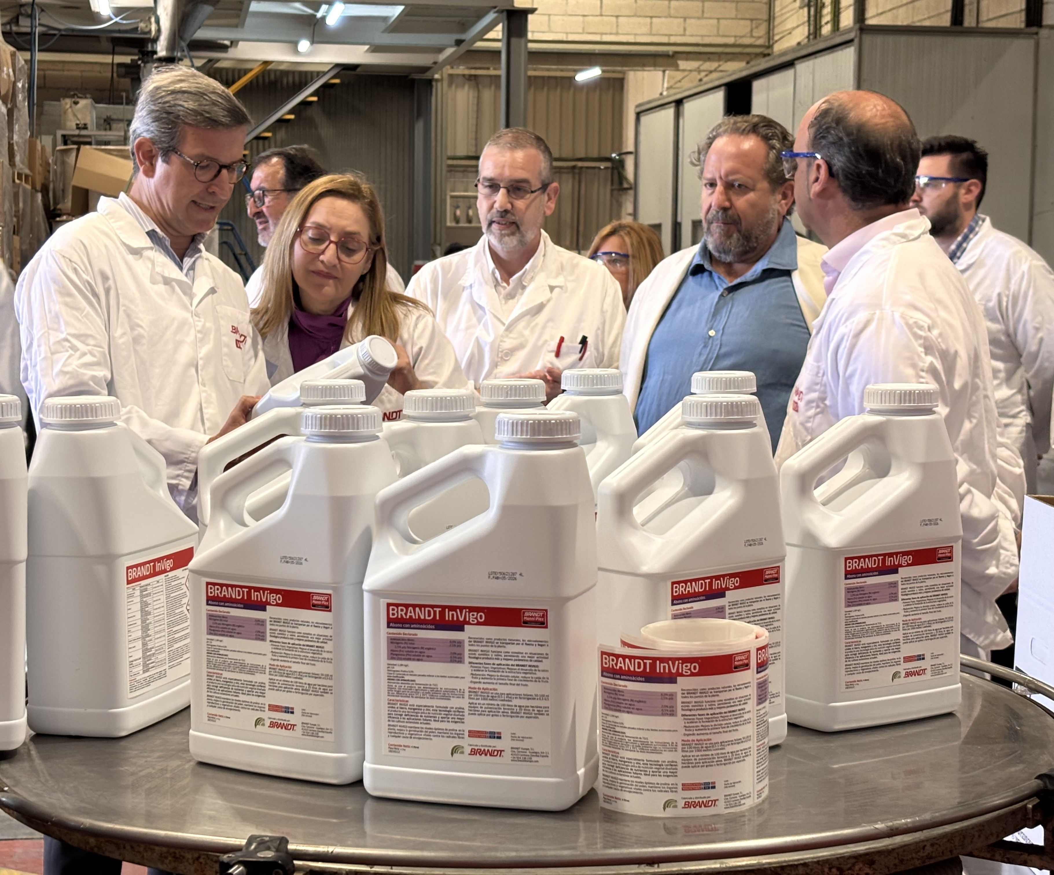NOTA DE PRENSA: JORGE PARADELA VISITA LAS INSTALACIONES EN CARMONA DE BRANDT EUROPE, EJEMPLO DE EXPORTACIÓN ANDALUZA DESPUÉS DE CONQUISTAR NUEVOS MERCADOS COMO ANGOLA O UZBEKISTÁN