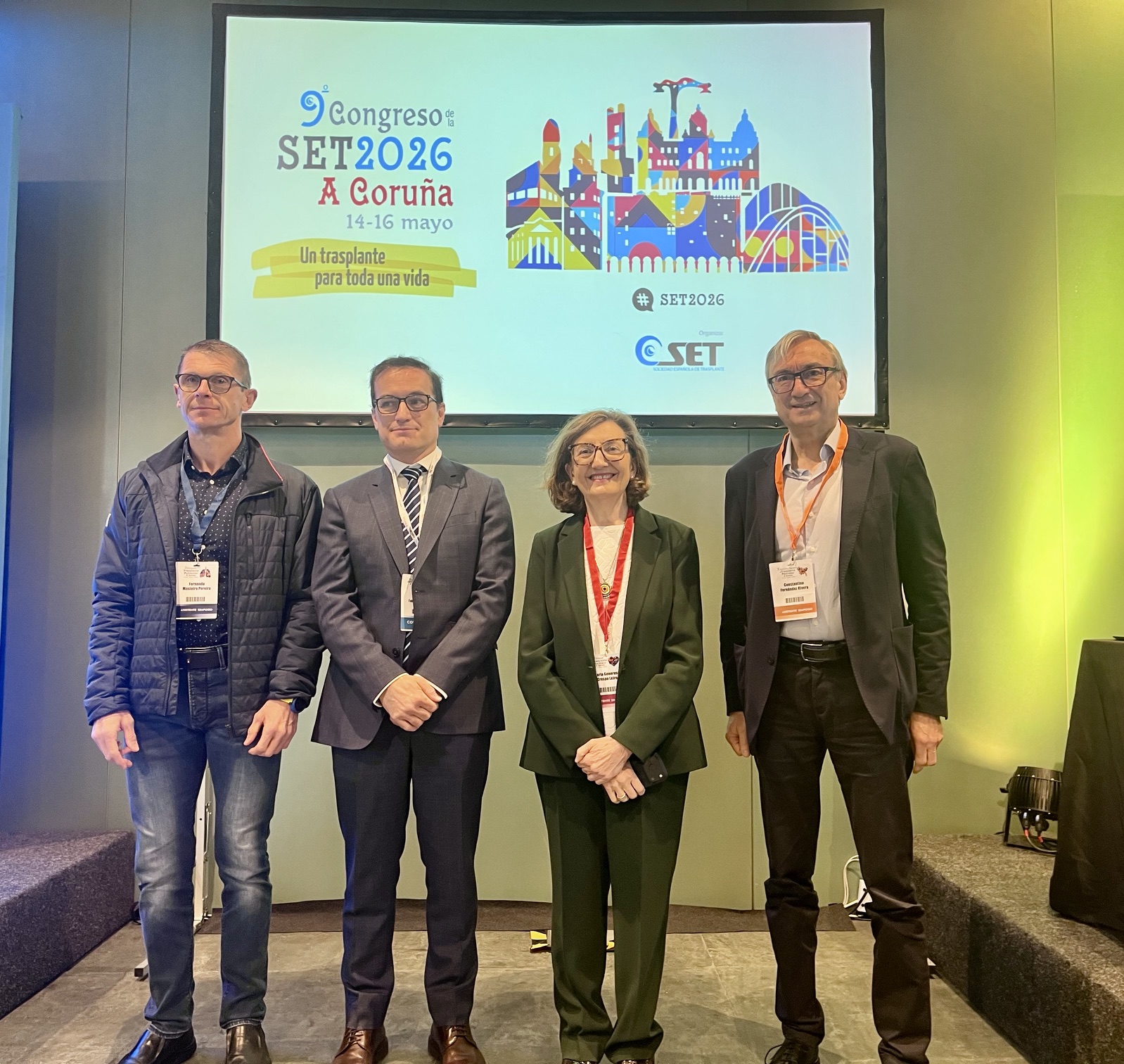 Fernando Mosteiro, jefe de trasplantes del CHUAC y secretario del Comité Local; Constantino Fondevila, presidente de la SET; Marisa Crespo, presidenta del Comité Local y cardióloga del CHUAC; y Constantino Fernández, vicepresidente del Comité Local y nefrólogo del CHUAC