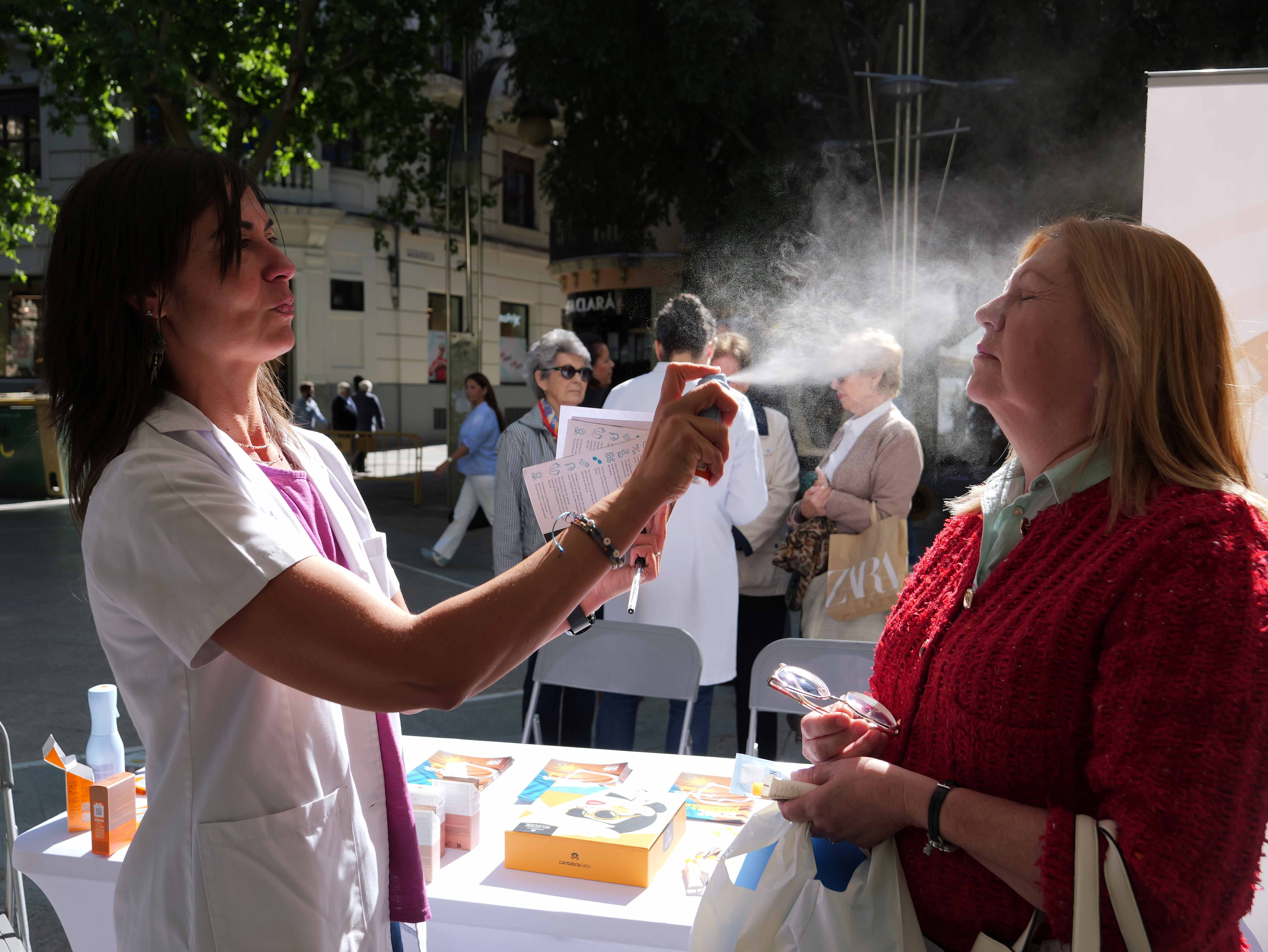 NOTA DE PRENSA: LOS FARMACÉUTICOS CORDOBESES EXPLICAN CÓMO PROTEGERSE CORRECTAMENTE DEL SOL Y ADVIERTEN QUE NO TODOS LOS FOTOPROTECTORES SIRVEN PARA CUALQUIER PIEL NI SE APLICAN IGUAL