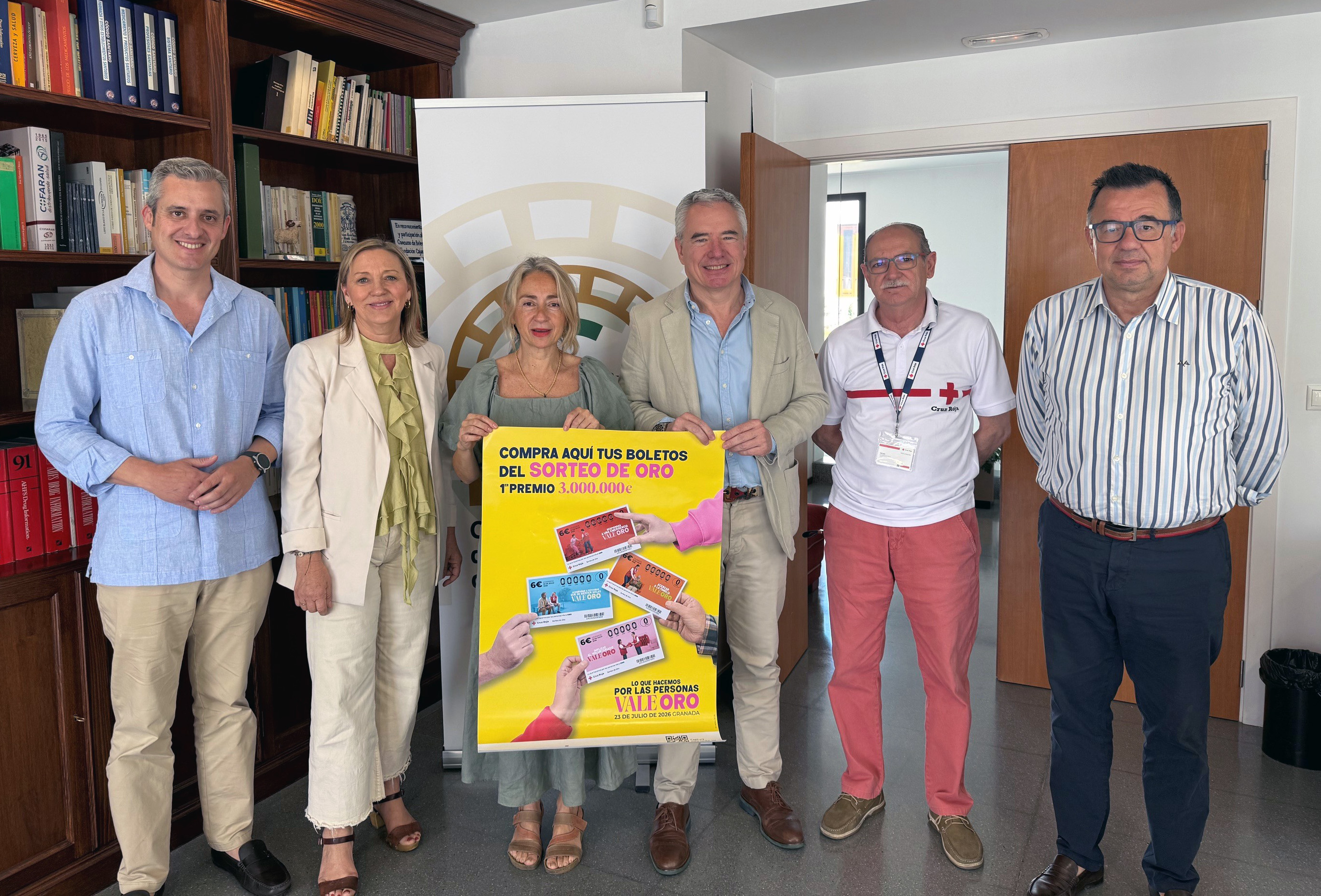 Nota de prensa COF Córdoba - La farmacia cordobesa, comprometida un año más con la venta de boletos del sorteo de oro de cruz roja para apoyarles en sus actividades sociales