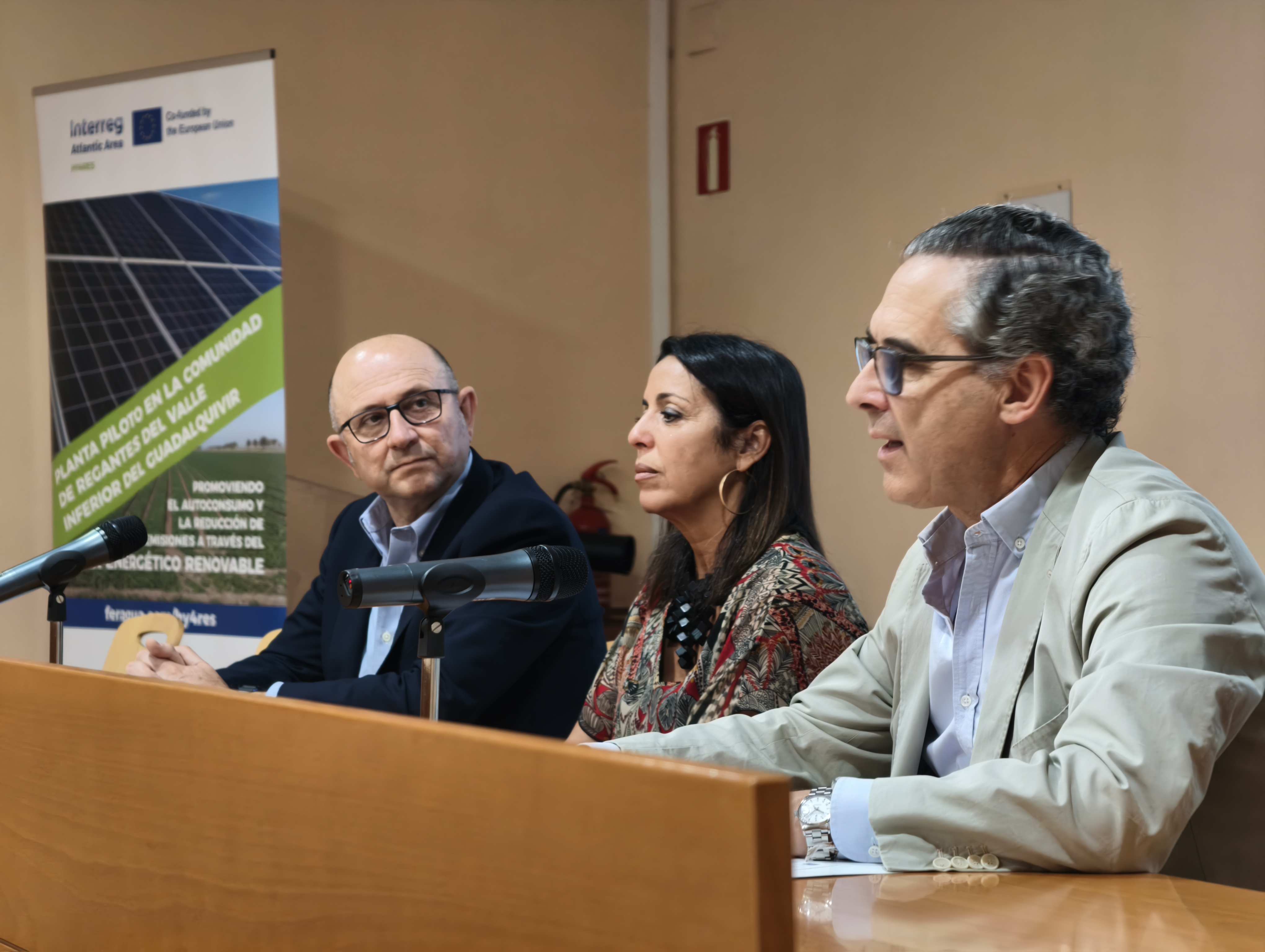 NOTA DE PRENSA/ UNIVERSIDAD DE CÓRDOBA- UNA PLANTA PIONERA QUE INTEGRA ENERGÍA SOLAR Y MICROHIDRÁULICA DEMUESTRA EL POTENCIAL PARA EL REGADÍO DE LA COMBINACIÓN DE VARIAS FUENTES DE ENERGÍA RENOVABLE