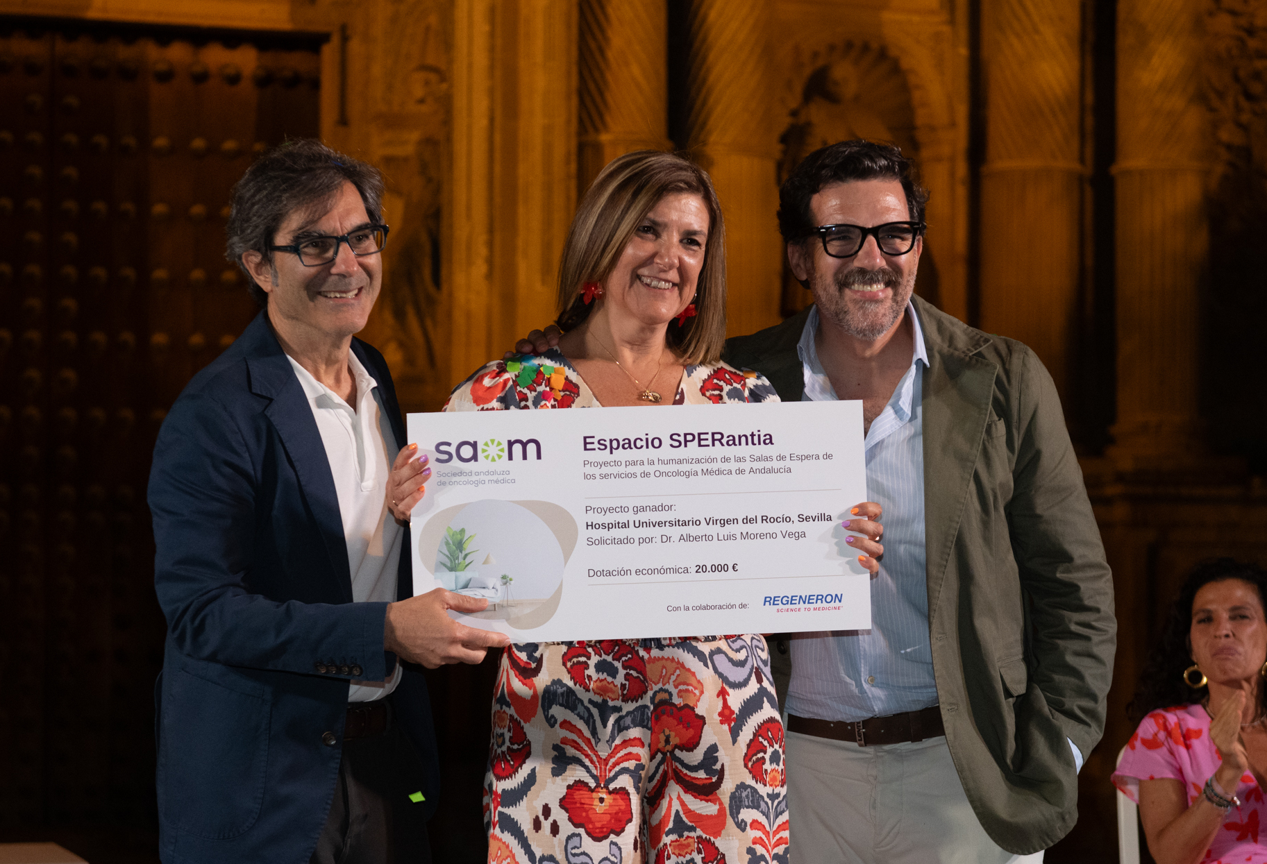 El Hospital Universitario Virgen del Rocío de Sevilla transformará su sala de espera de oncología en un espacio más humanizado y confortable gracias a una ayuda de la Sociedad Andaluza de Oncología Médica