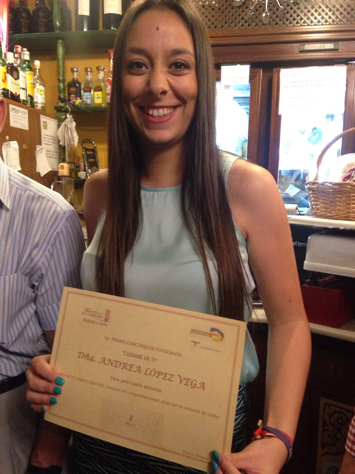 NOTA DE PRENSA: LA SEVILLANA ANDREA LÓPEZ GANA EL CONCURSO DE FOTOGRAFÍA ‘CUIDARÉ DE TI’ DE LA FUNDACIÓN NEW HEALTH NOTA DE PRENSA: LA SEVILLANA ANDREA LÓPEZ GANA EL CONCURSO DE FOTOGRAFÍA ‘CUIDARÉ DE TI’ DE LA FUNDACIÓN NEW HEALTH