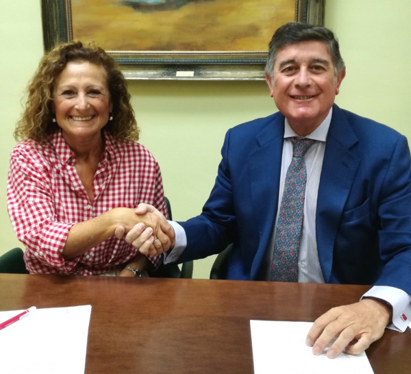 El Colegio de Farmacéuticos de Sevilla se suma a la Red Andaluza de Servicios Sanitarios y Espacios Libres de Humo