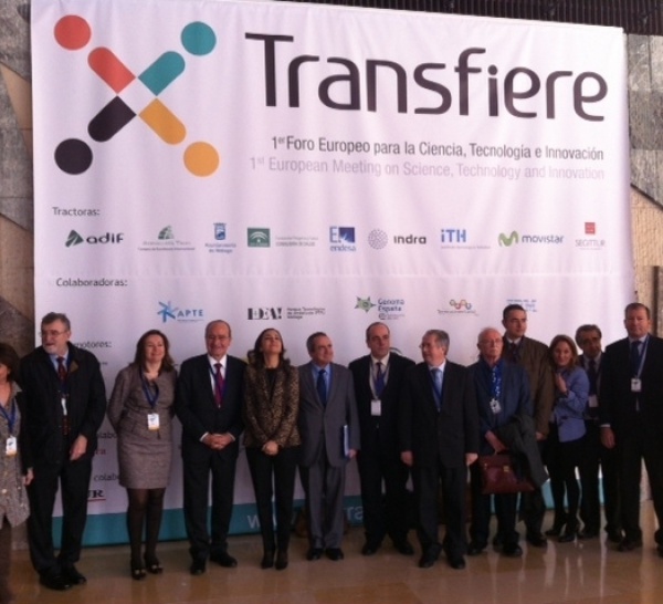 UNA REPRESENTACIÓN EMPRESARIAL DE ETICOM PARTICIPA EN EL FORO TRANSFIERE PARA EXPONER SUS NECESIDADES DE MERCADO A GRUPOS DE INVESTIGACIÓN