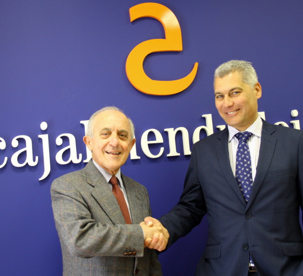 Las pymes andaluzas tienen a su disposición una nueva línea de crédito dotada con 10 millones de euros gracias al convenio suscrito entre Suraval y Caja Almendralejo