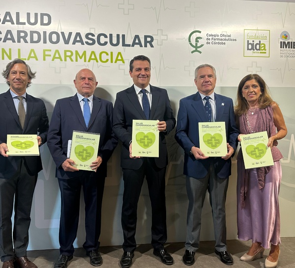 Los farmacéuticos de Córdoba, IMIBIC y Bidafarma se alían en una publicación divulgativa para potenciar la prevención de las enfermedades cardiovasculares y la mejora de la salud en la población